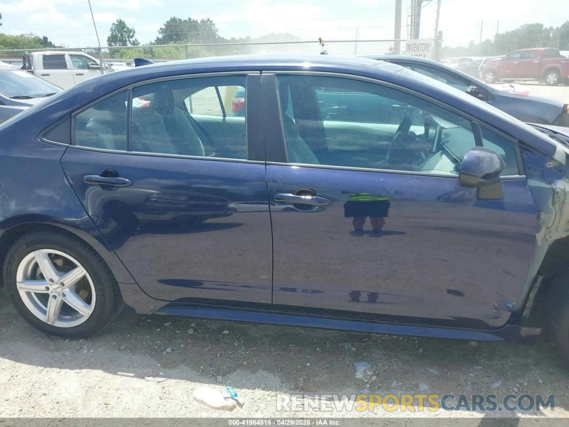 13 fotografías del automóvil dañado 5YFEPRAE0LP073119 TOYOTA COROLLA 2020
