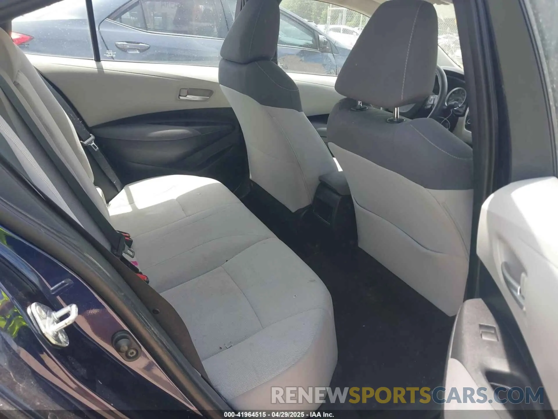 8 fotografías del automóvil dañado 5YFEPRAE0LP073119 TOYOTA COROLLA 2020