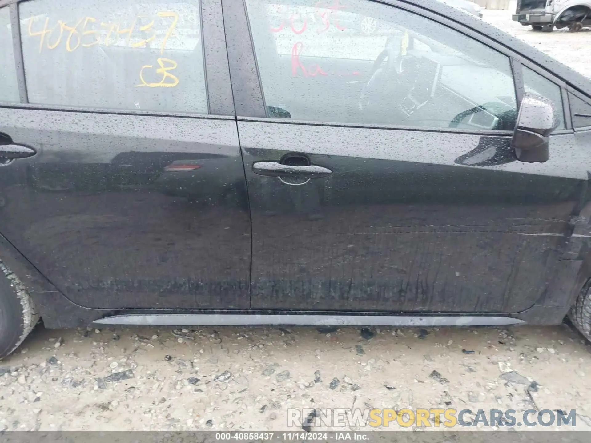 13 fotografías del automóvil dañado 5YFEPRAE0LP077137 TOYOTA COROLLA 2020