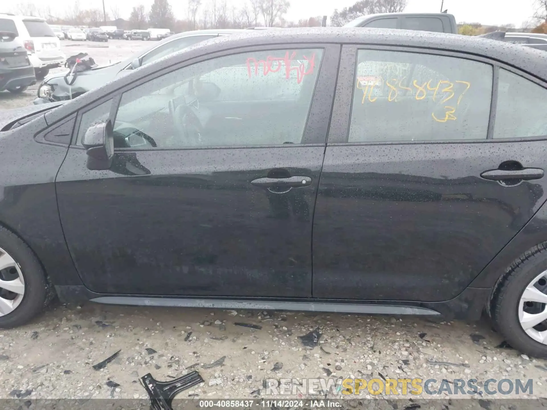 14 fotografías del automóvil dañado 5YFEPRAE0LP077137 TOYOTA COROLLA 2020