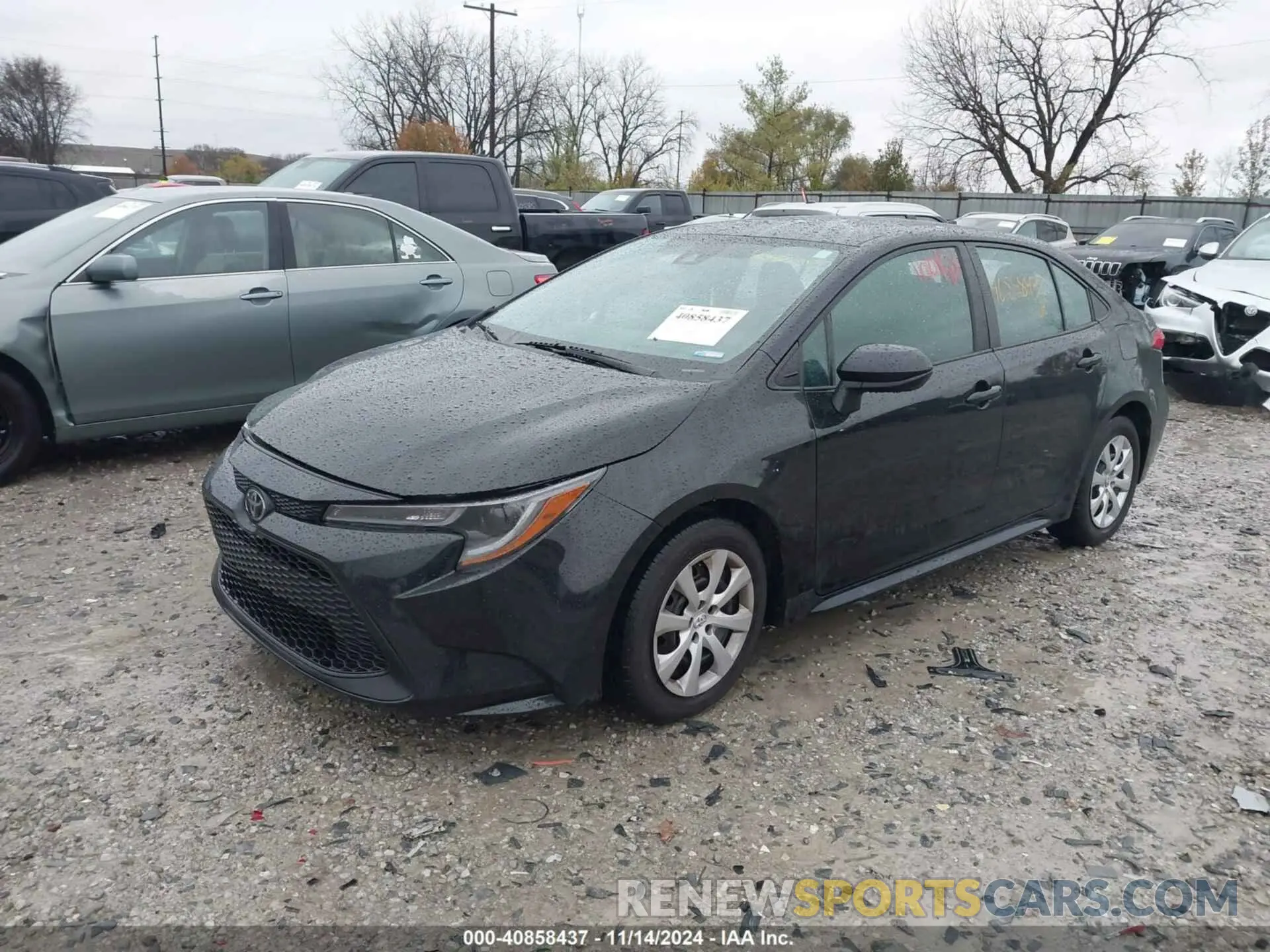 2 fotografías del automóvil dañado 5YFEPRAE0LP077137 TOYOTA COROLLA 2020