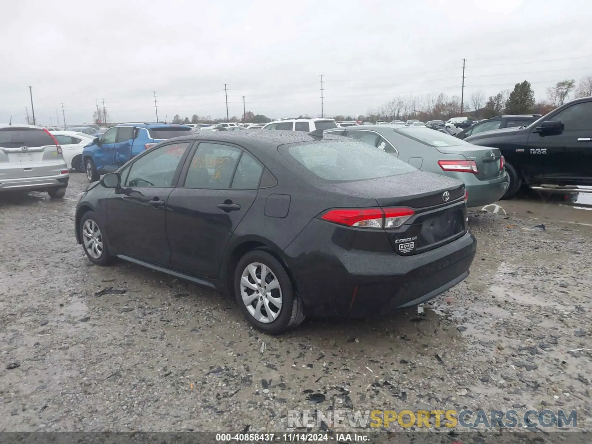 3 fotografías del automóvil dañado 5YFEPRAE0LP077137 TOYOTA COROLLA 2020