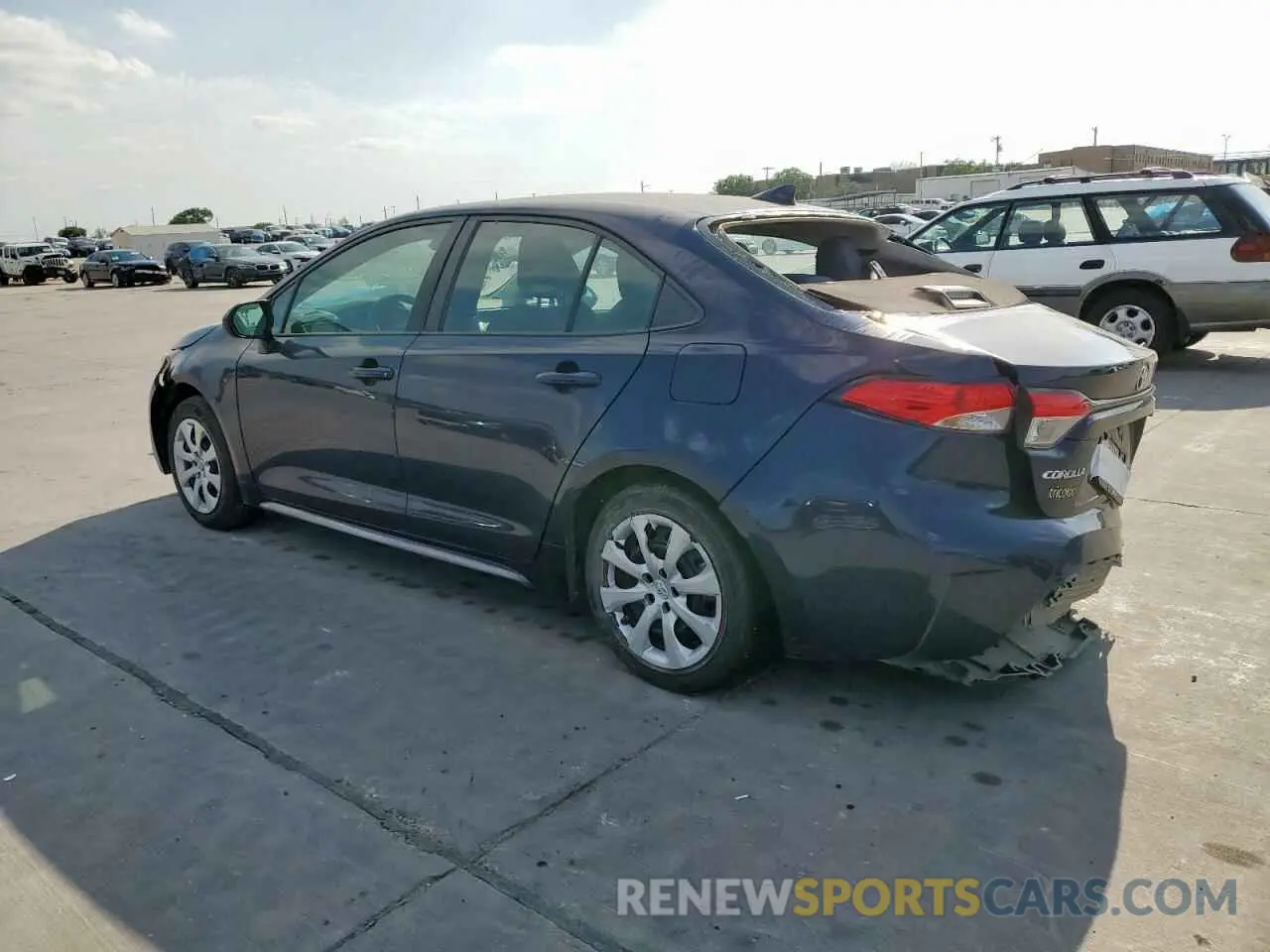 2 fotografías del automóvil dañado 5YFEPRAE0LP094925 TOYOTA COROLLA 2020