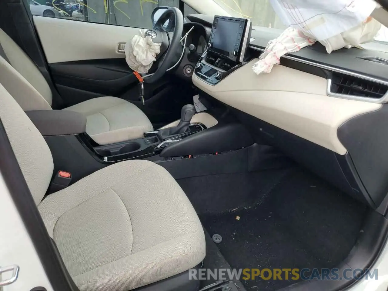5 fotografías del automóvil dañado 5YFEPRAE0LP112615 TOYOTA COROLLA 2020