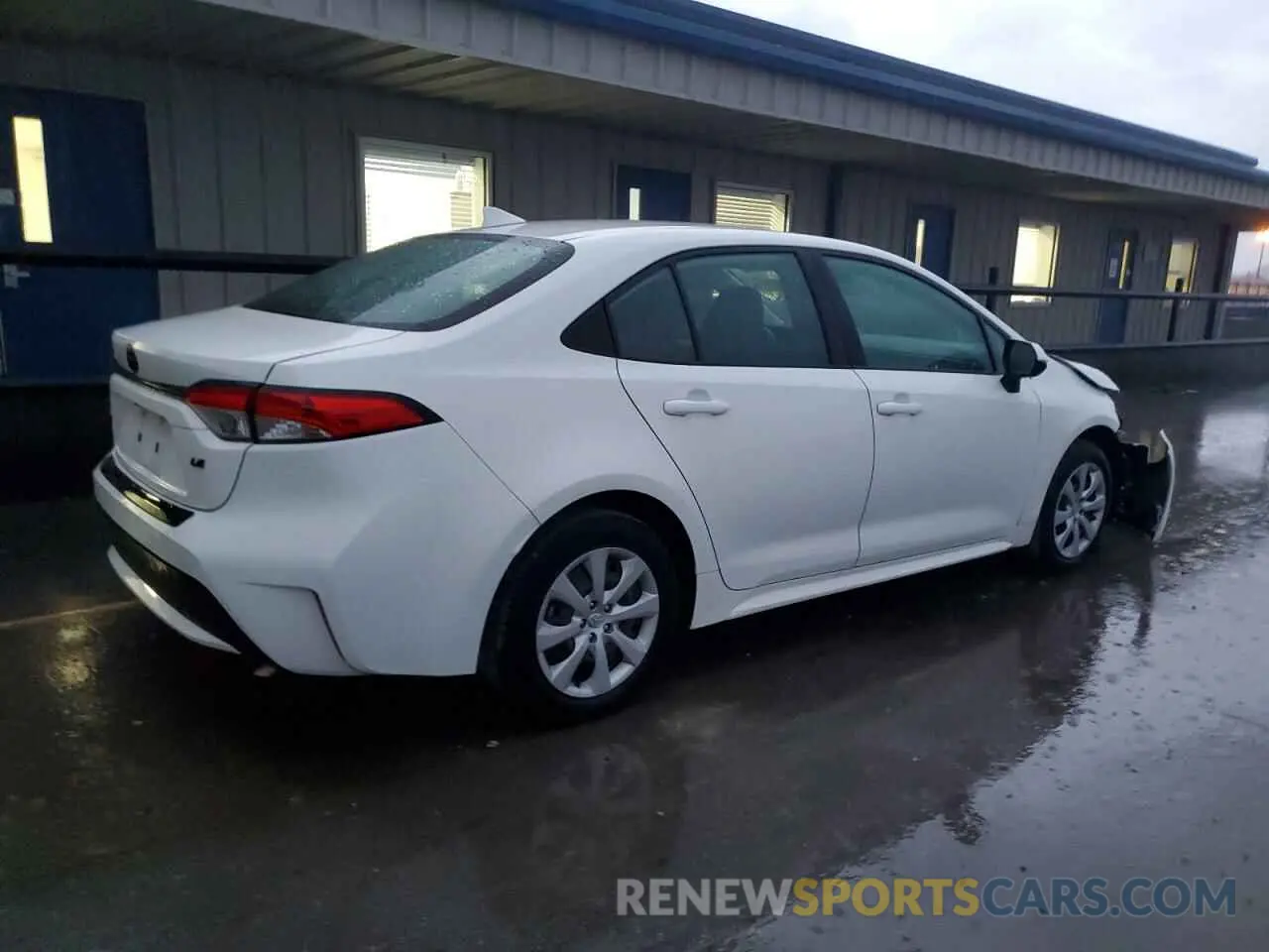 3 fotografías del automóvil dañado 5YFEPRAE0LP134176 TOYOTA COROLLA 2020