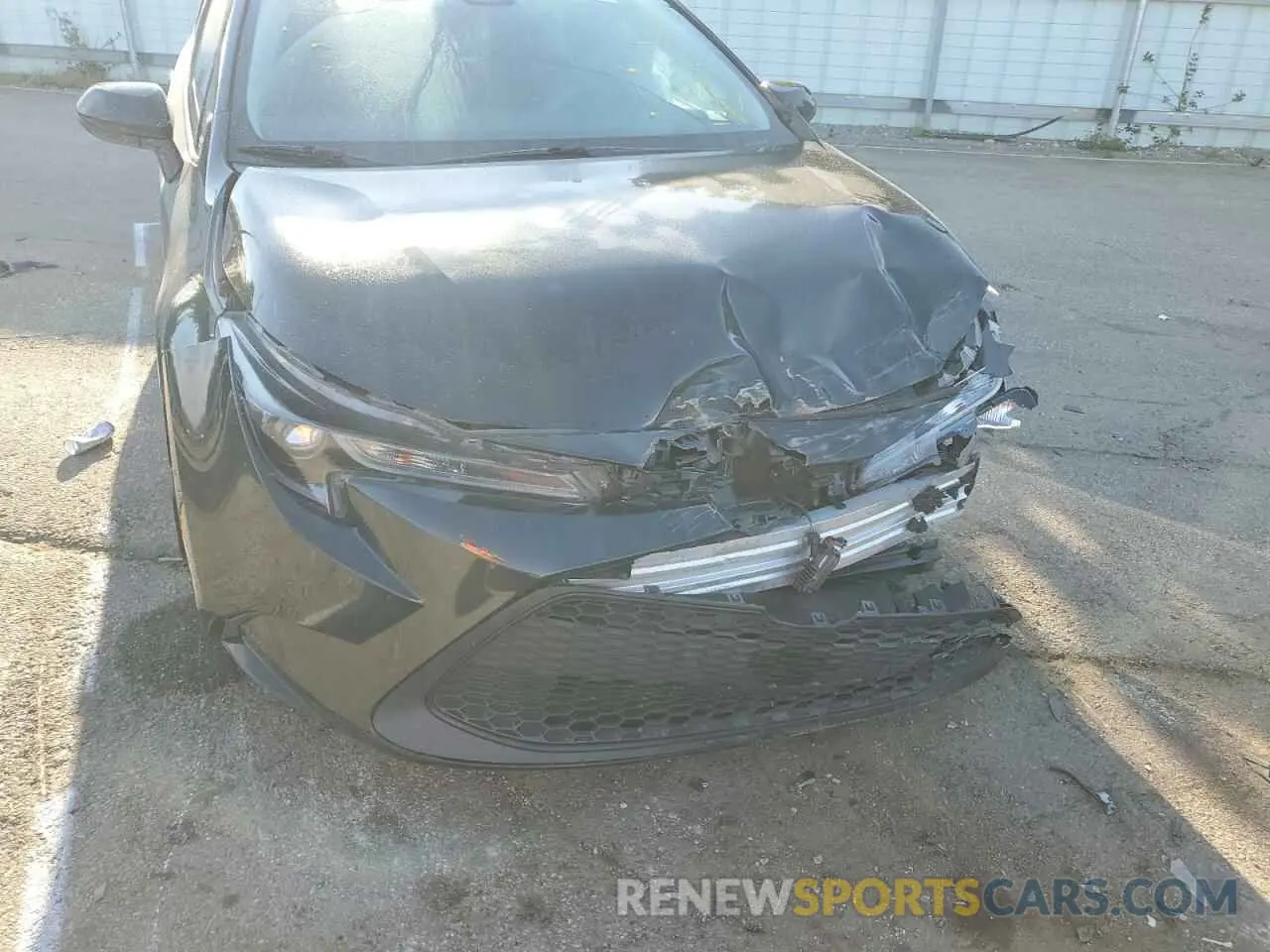 9 fotografías del automóvil dañado 5YFEPRAE1LP006884 TOYOTA COROLLA 2020