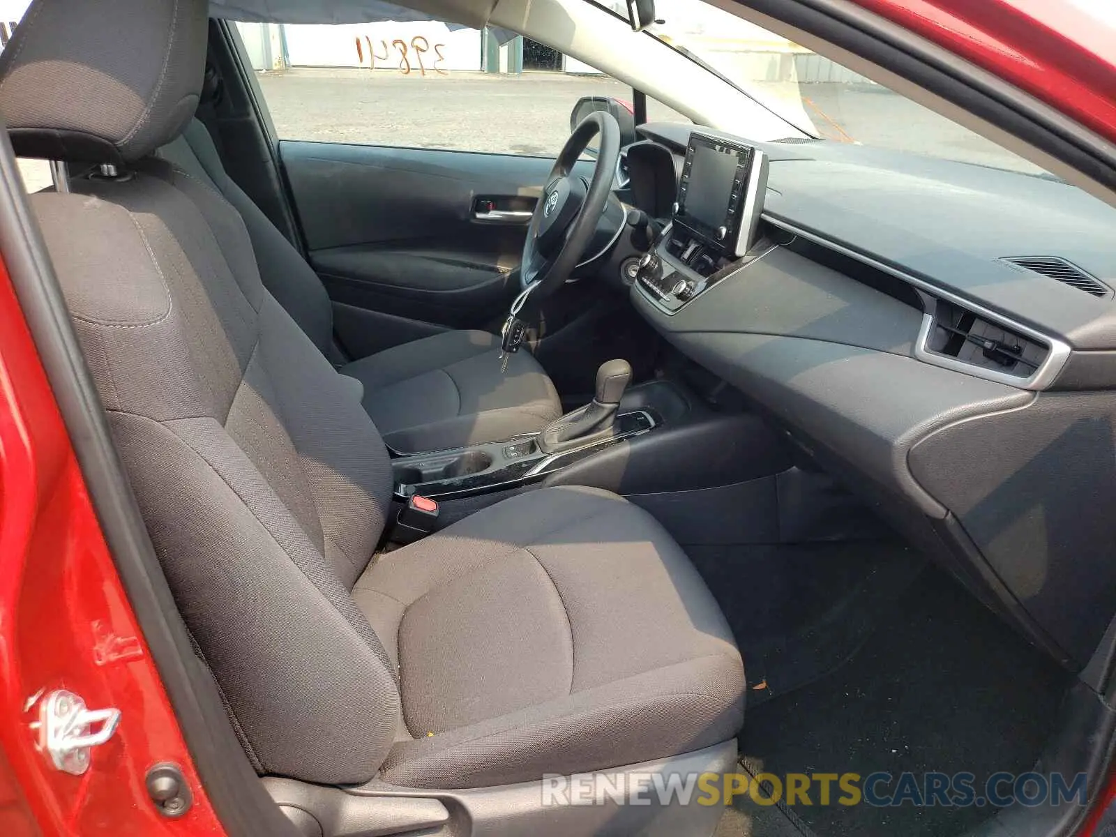 5 fotografías del automóvil dañado 5YFEPRAE1LP008862 TOYOTA COROLLA 2020