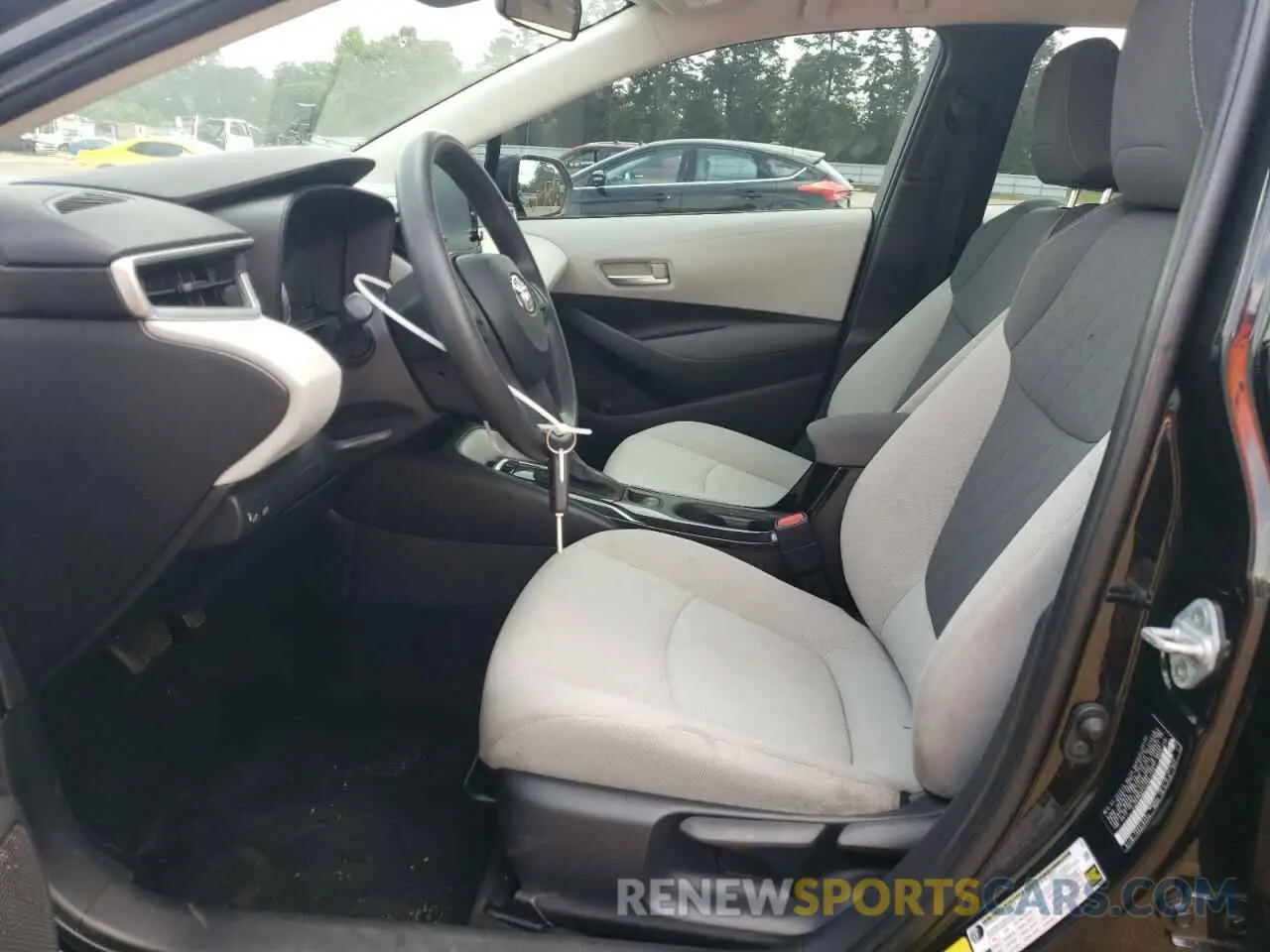 7 fotografías del automóvil dañado 5YFEPRAE1LP041733 TOYOTA COROLLA 2020