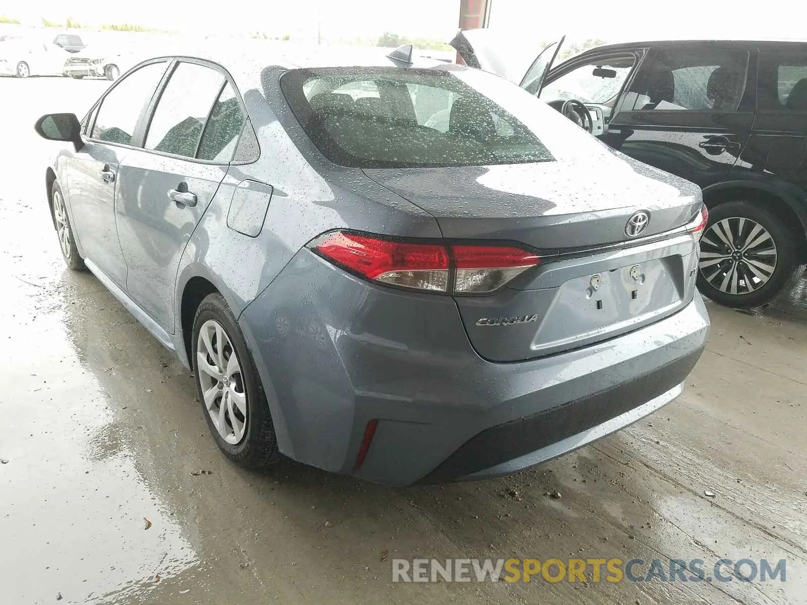 3 fotografías del automóvil dañado 5YFEPRAE1LP043255 TOYOTA COROLLA 2020