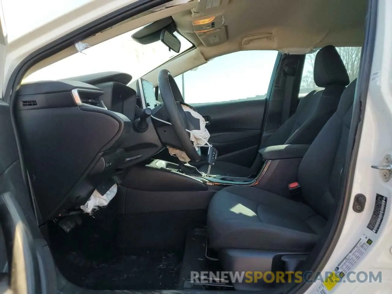 7 fotografías del automóvil dañado 5YFEPRAE1LP055891 TOYOTA COROLLA 2020