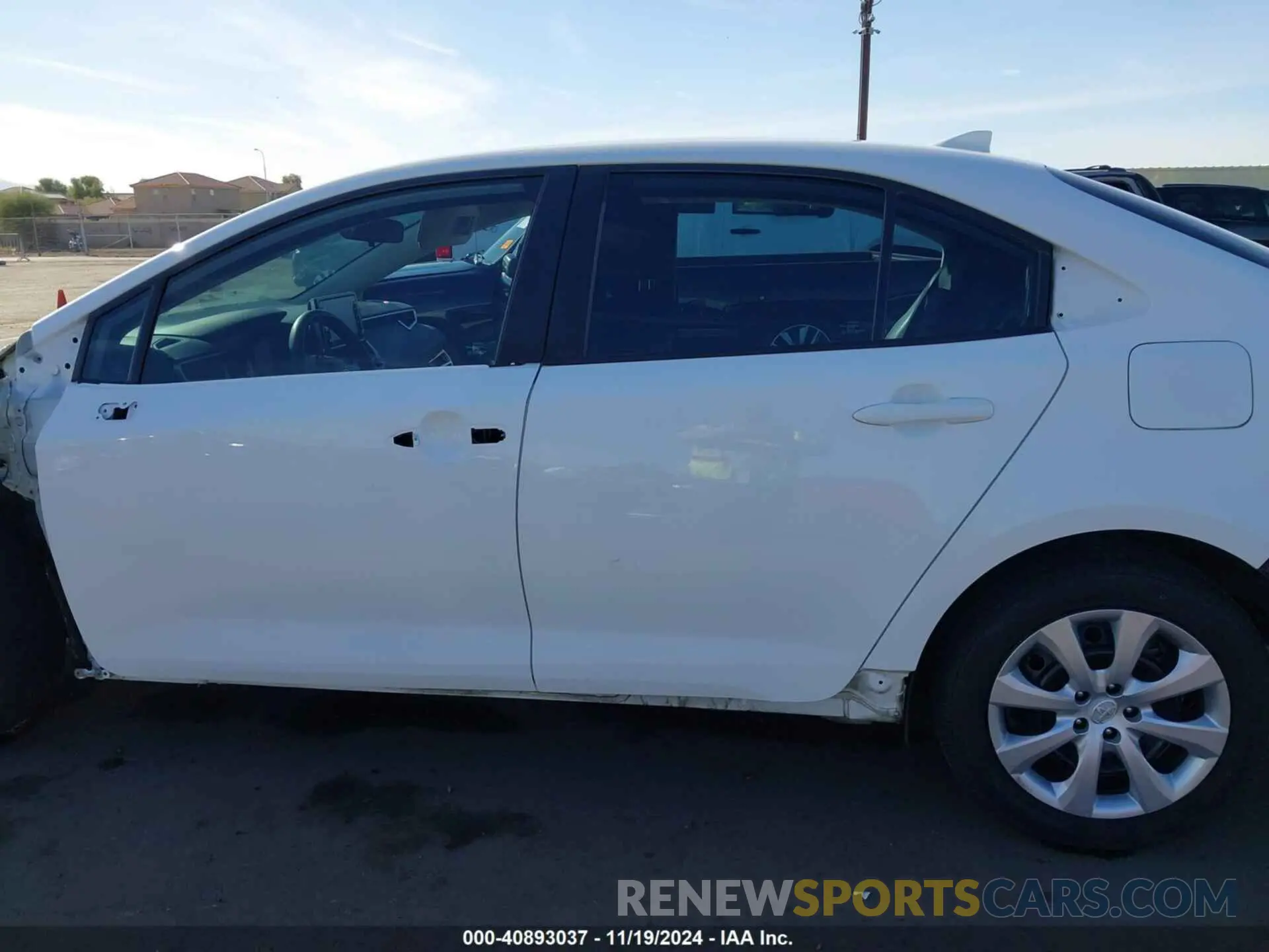 15 fotografías del automóvil dañado 5YFEPRAE1LP073145 TOYOTA COROLLA 2020
