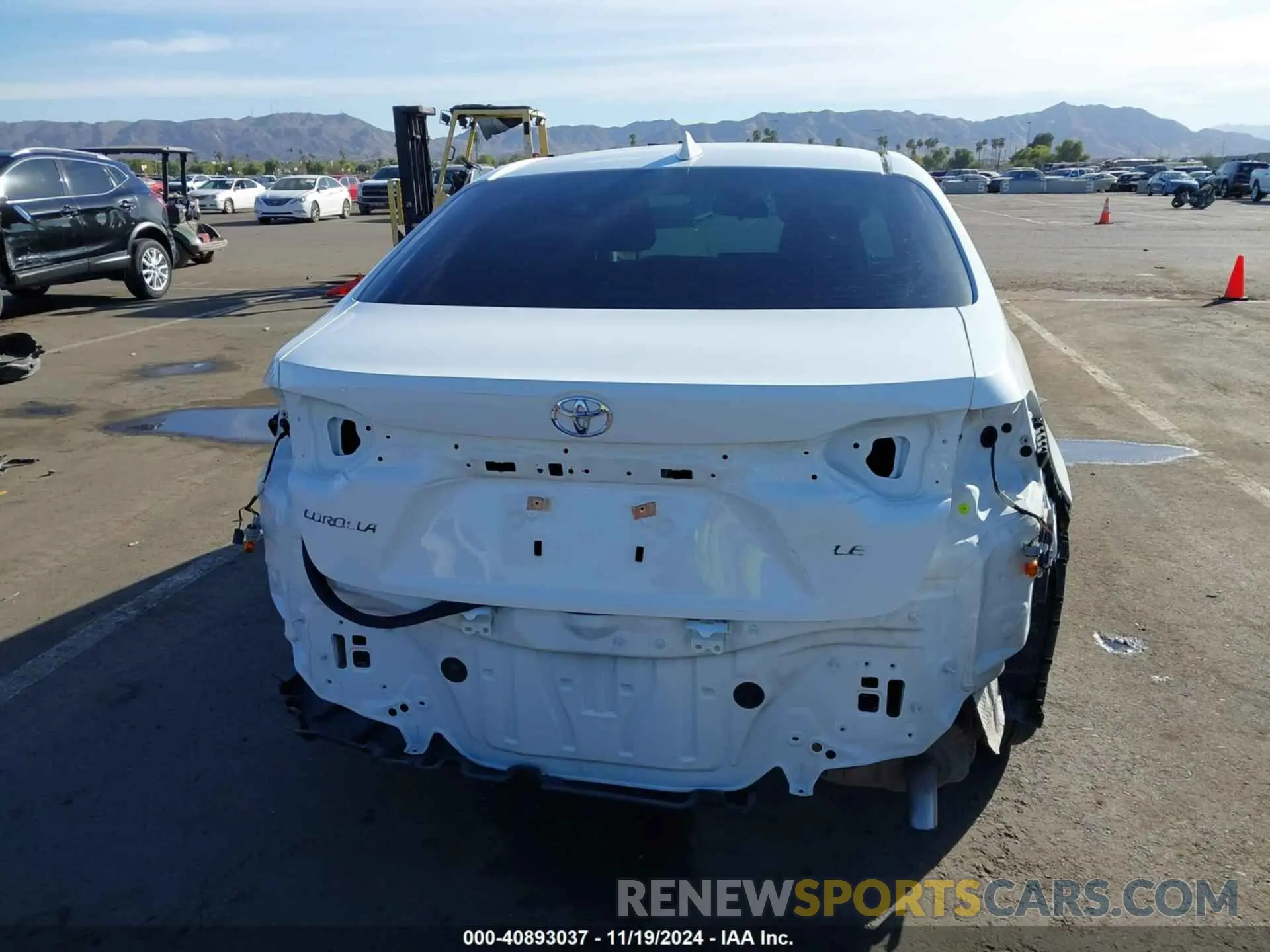17 fotografías del automóvil dañado 5YFEPRAE1LP073145 TOYOTA COROLLA 2020