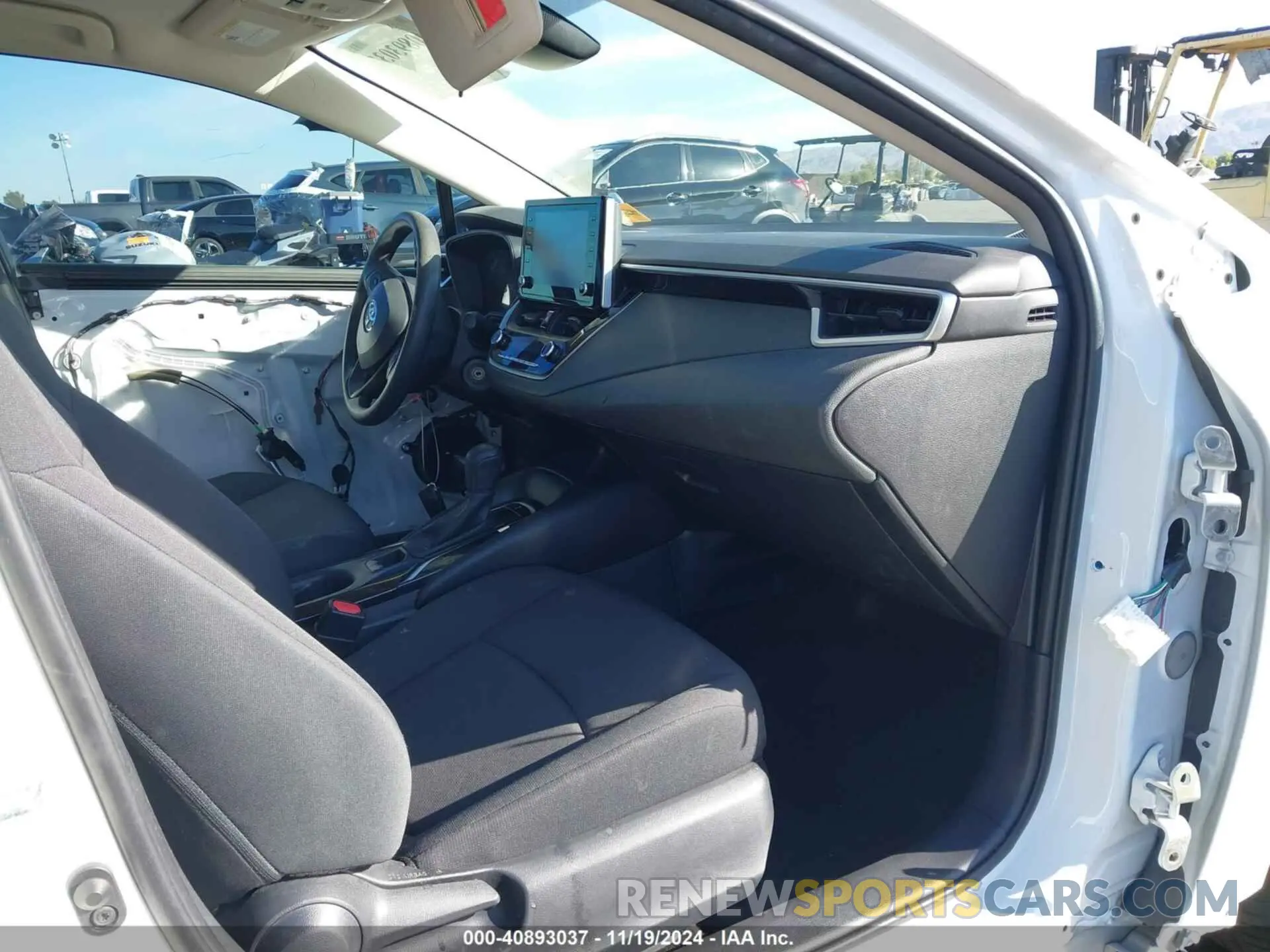 5 fotografías del automóvil dañado 5YFEPRAE1LP073145 TOYOTA COROLLA 2020