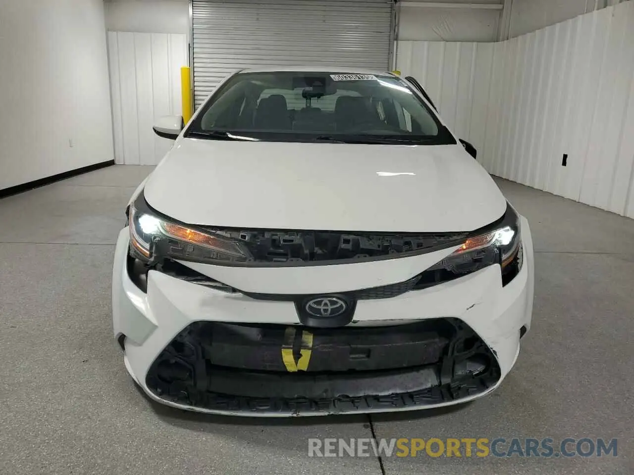 5 fotografías del automóvil dañado 5YFEPRAE1LP078653 TOYOTA COROLLA 2020