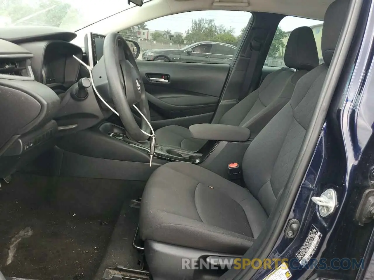 7 fotografías del automóvil dañado 5YFEPRAE1LP083240 TOYOTA COROLLA 2020