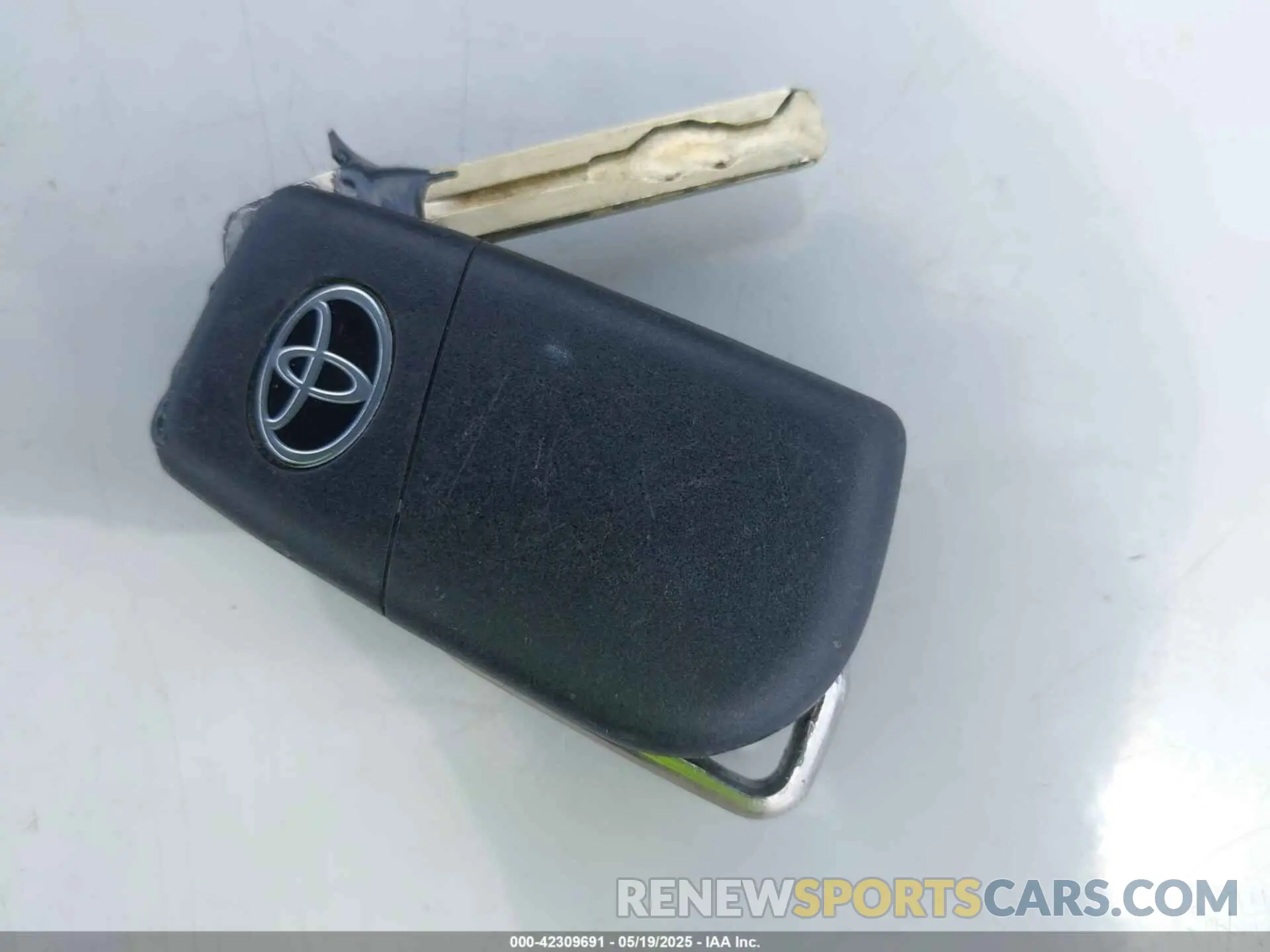 11 fotografías del automóvil dañado 5YFEPRAE1LP084405 TOYOTA COROLLA 2020
