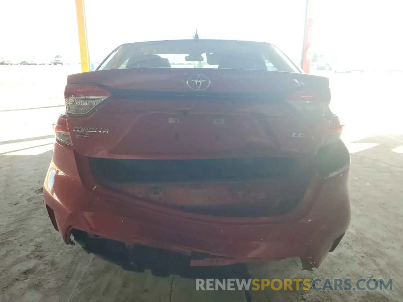 6 fotografías del automóvil dañado 5YFEPRAE1LP093539 TOYOTA COROLLA 2020
