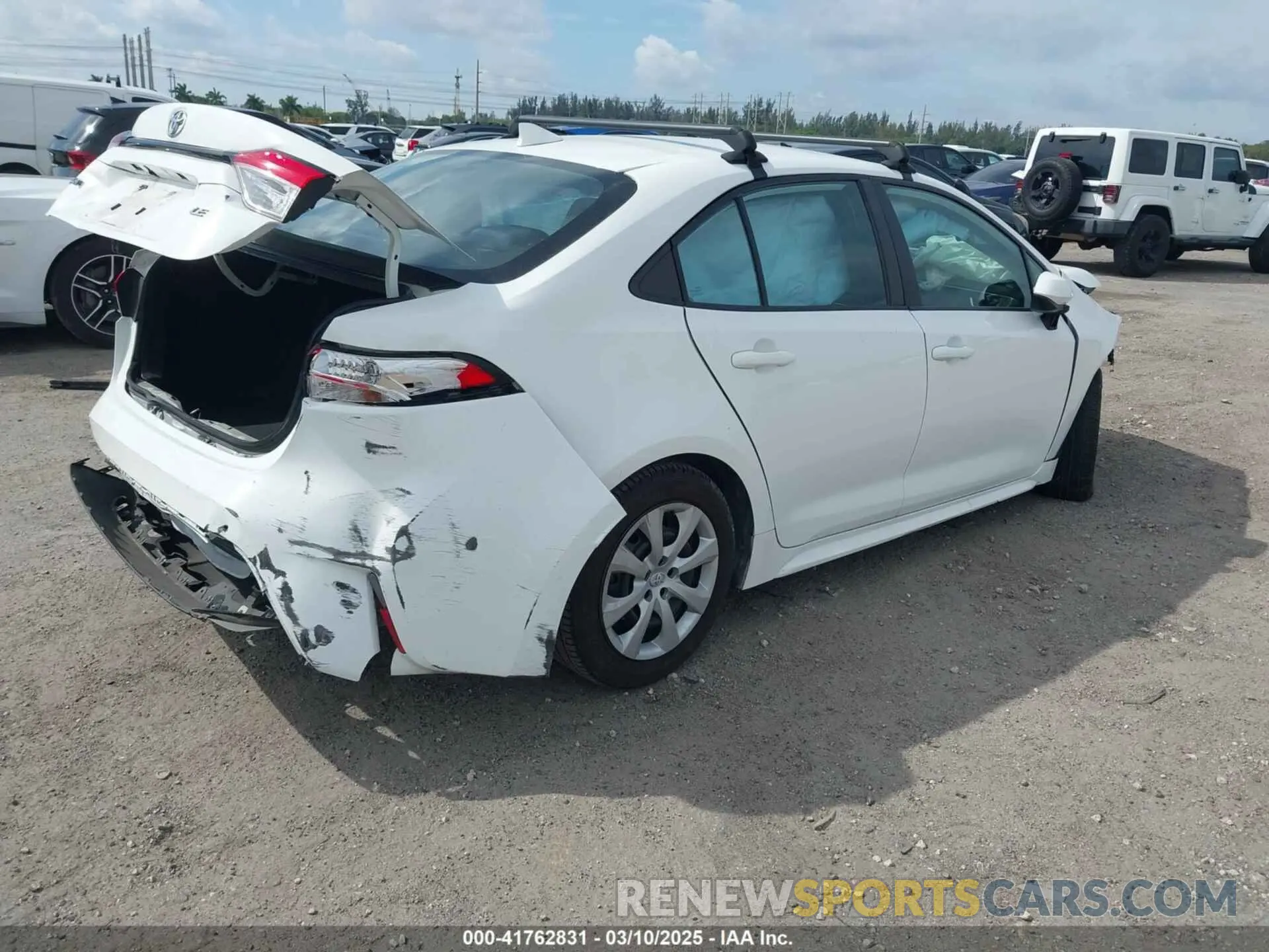 4 fotografías del automóvil dañado 5YFEPRAE1LP117970 TOYOTA COROLLA 2020