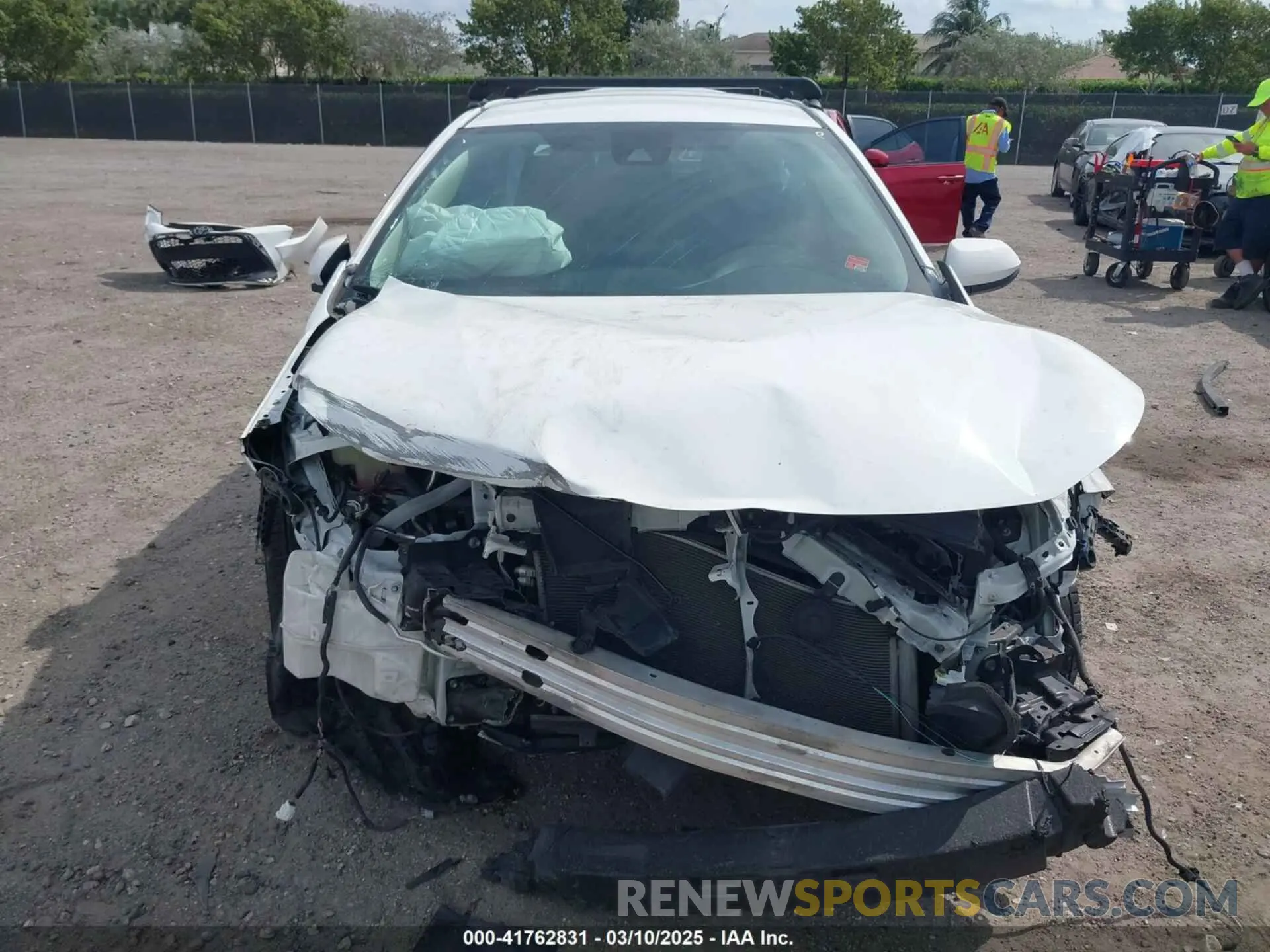6 fotografías del automóvil dañado 5YFEPRAE1LP117970 TOYOTA COROLLA 2020