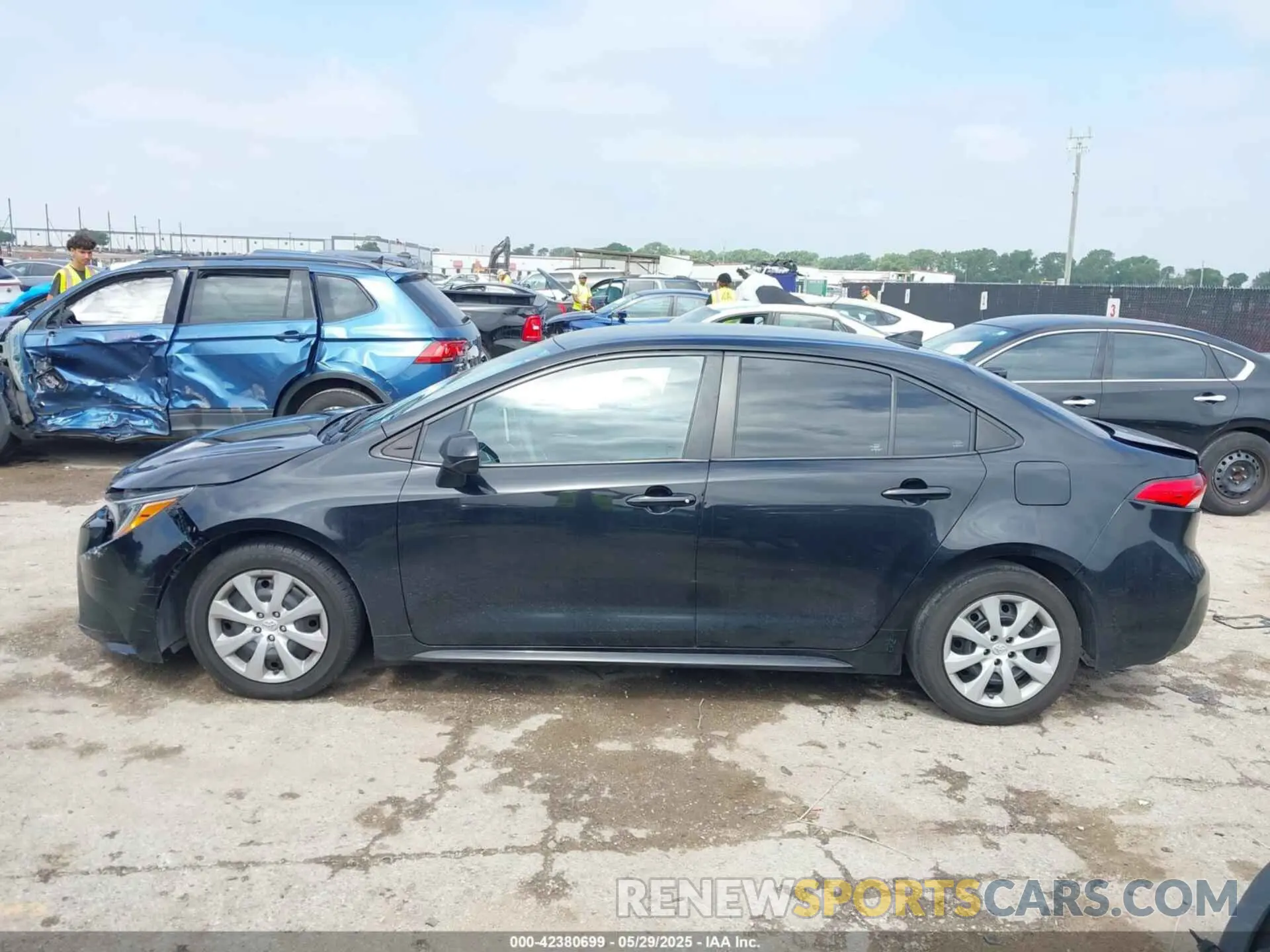 14 fotografías del automóvil dañado 5YFEPRAE1LP118651 TOYOTA COROLLA 2020