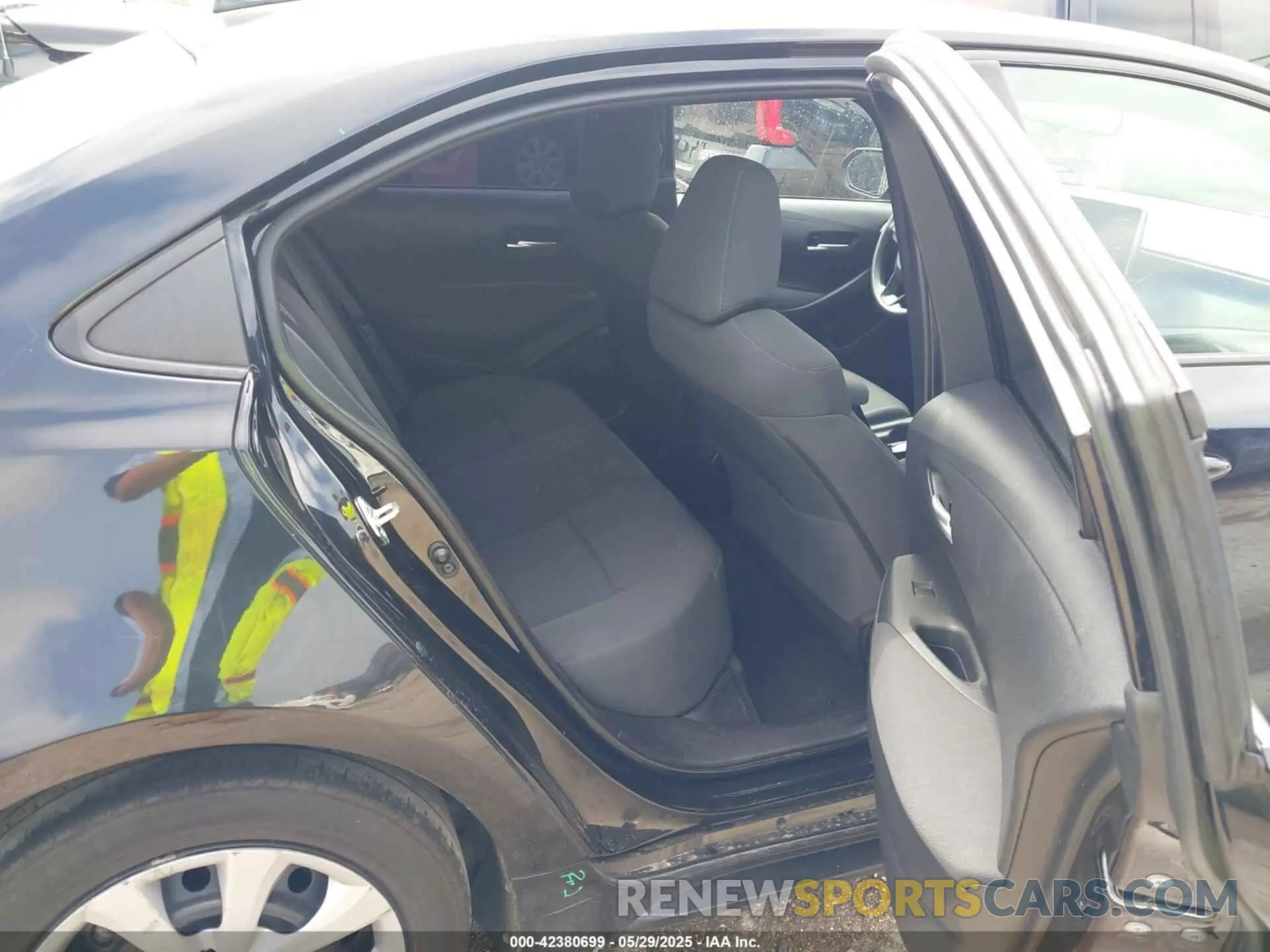 8 fotografías del automóvil dañado 5YFEPRAE1LP118651 TOYOTA COROLLA 2020