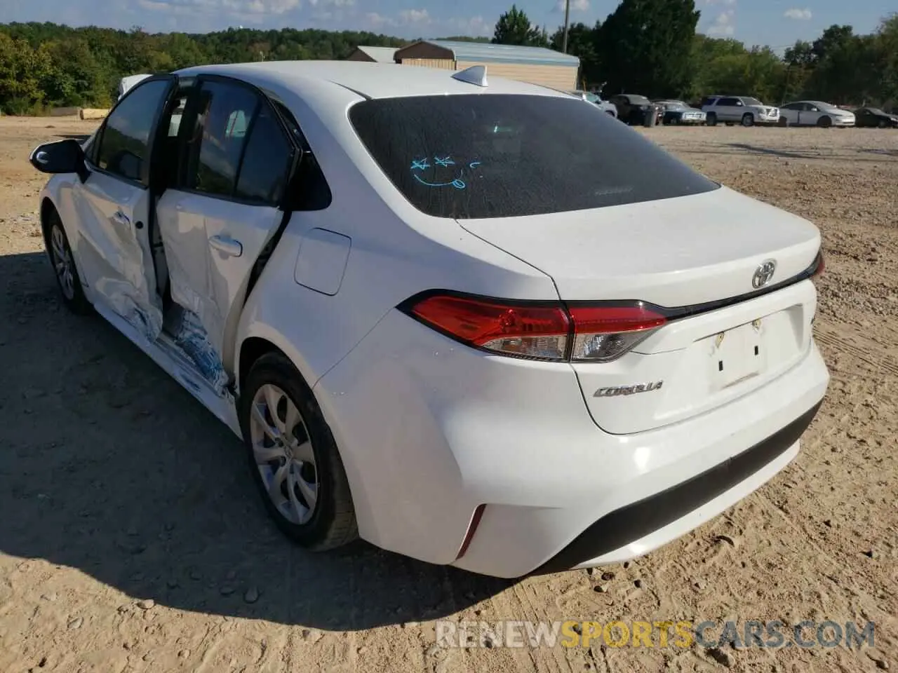 3 fotografías del automóvil dañado 5YFEPRAE1LP133232 TOYOTA COROLLA 2020