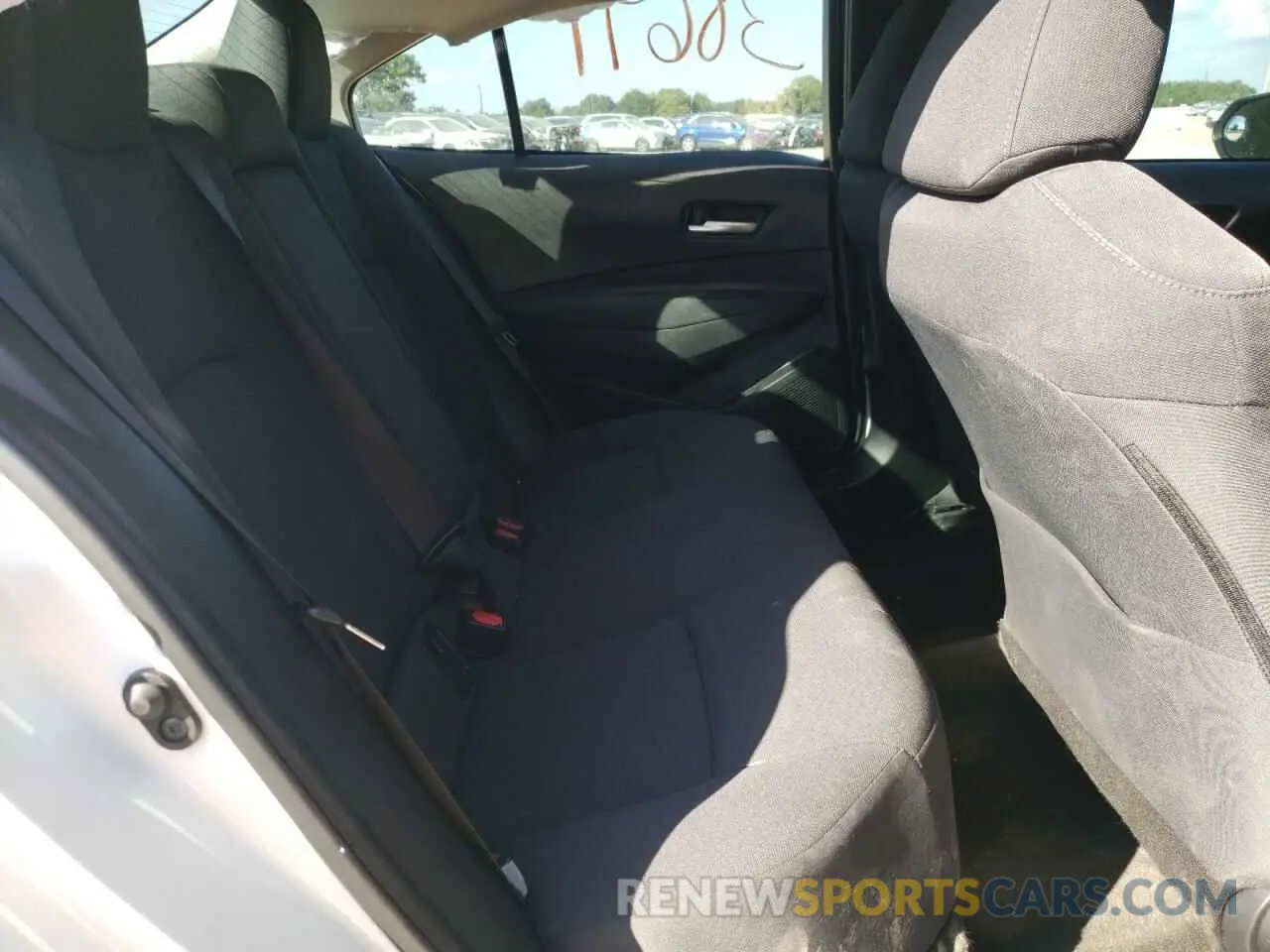 6 fotografías del automóvil dañado 5YFEPRAE1LP133232 TOYOTA COROLLA 2020
