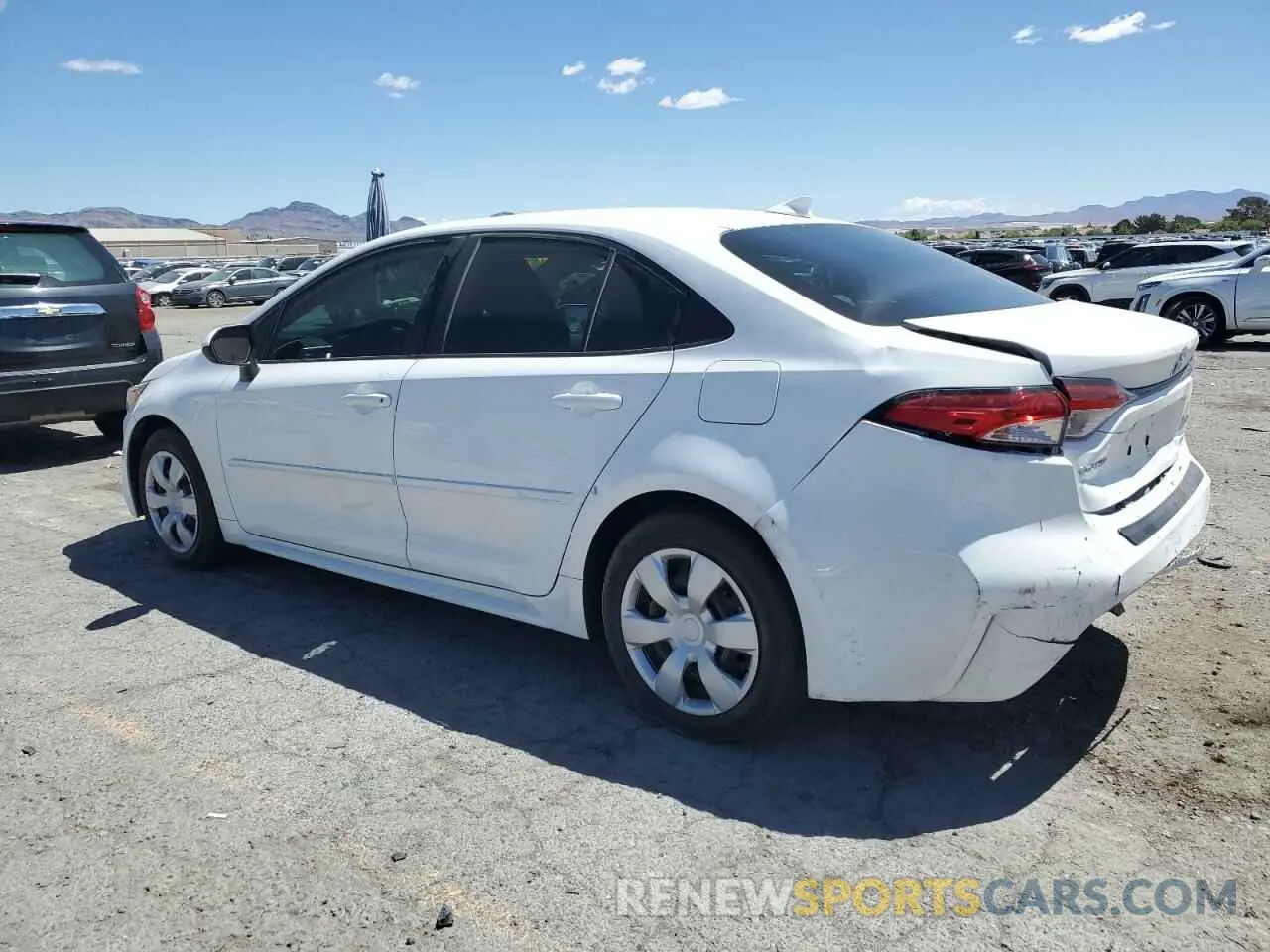 2 fotografías del automóvil dañado 5YFEPRAE1LP138303 TOYOTA COROLLA 2020