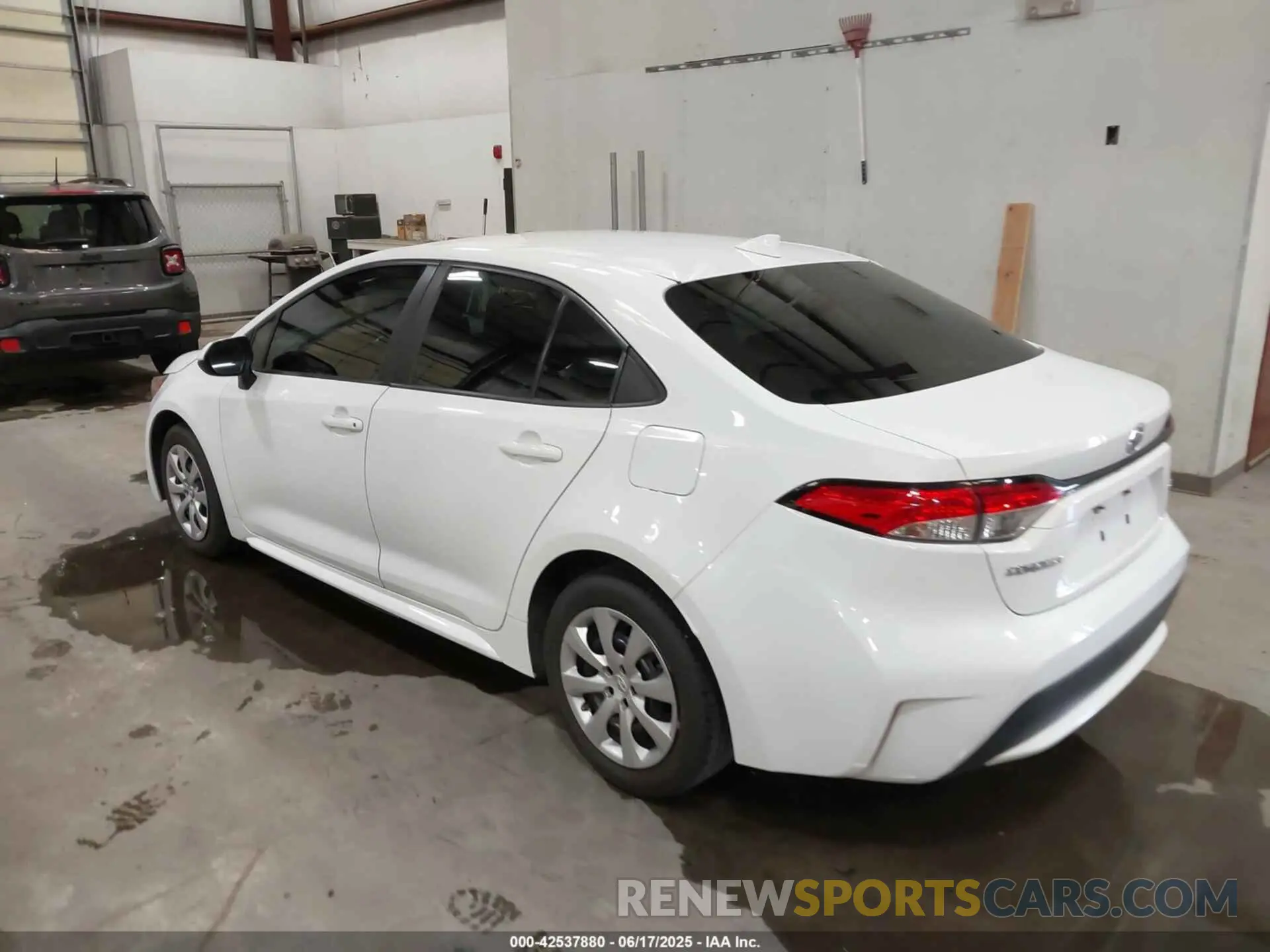 3 fotografías del automóvil dañado 5YFEPRAE2LP006375 TOYOTA COROLLA 2020
