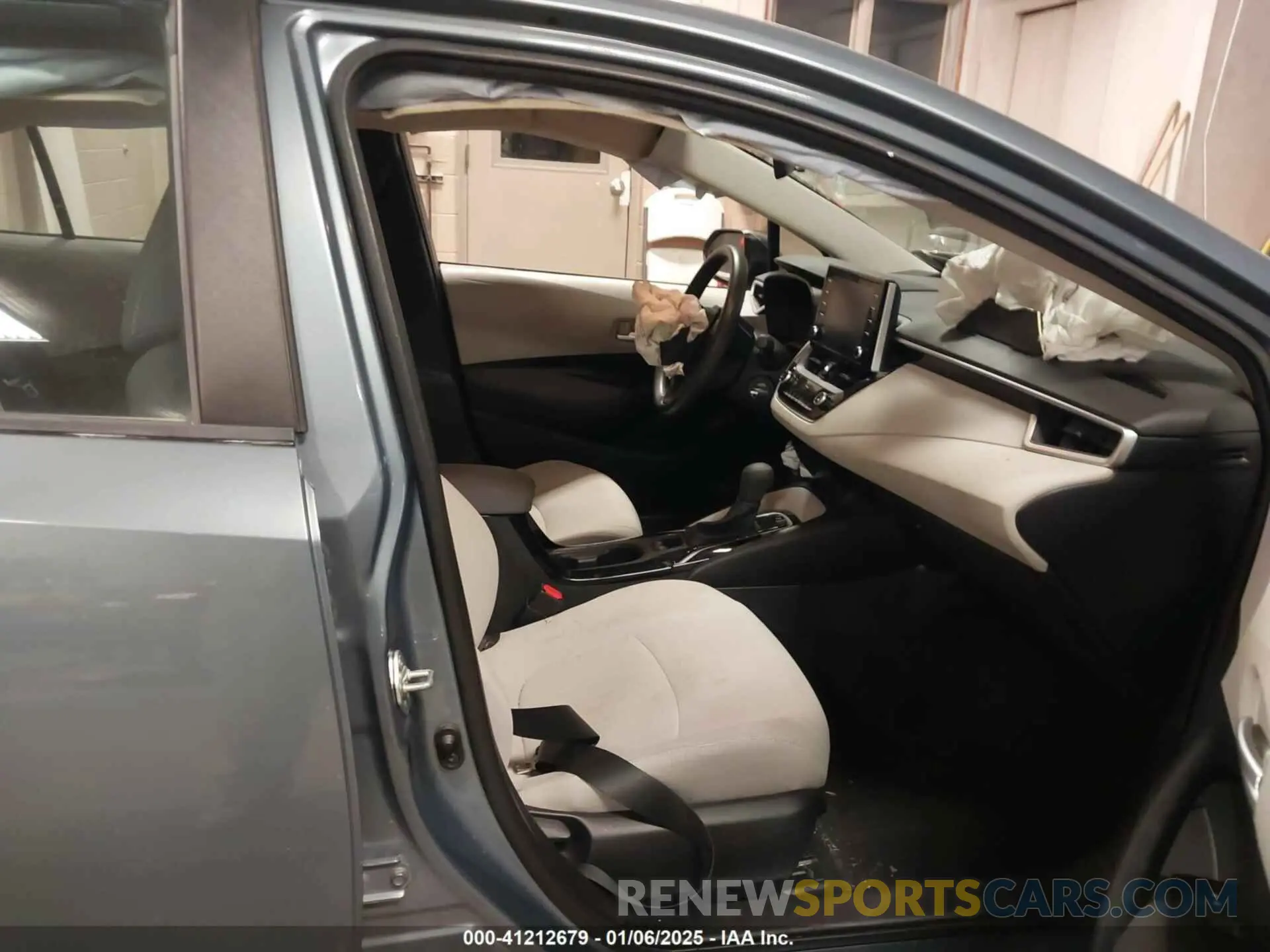 5 fotografías del automóvil dañado 5YFEPRAE2LP015920 TOYOTA COROLLA 2020
