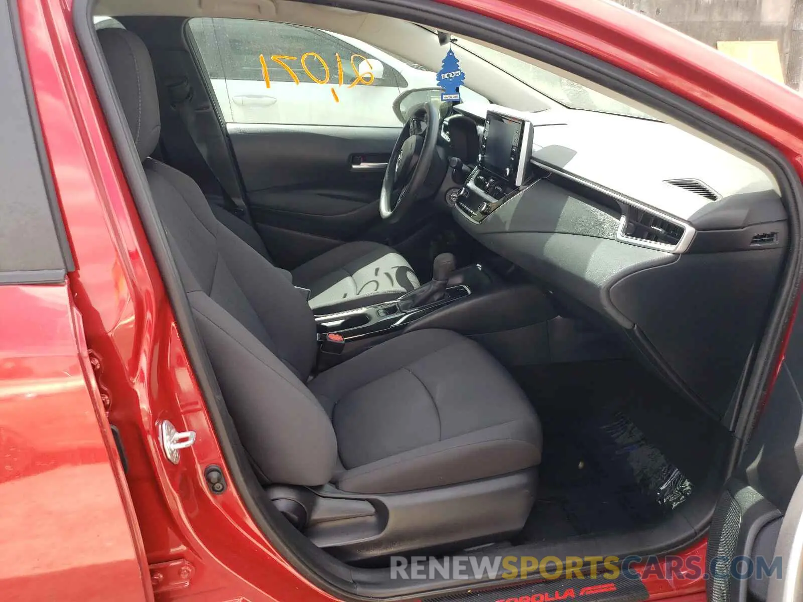 5 fotografías del automóvil dañado 5YFEPRAE2LP038176 TOYOTA COROLLA 2020