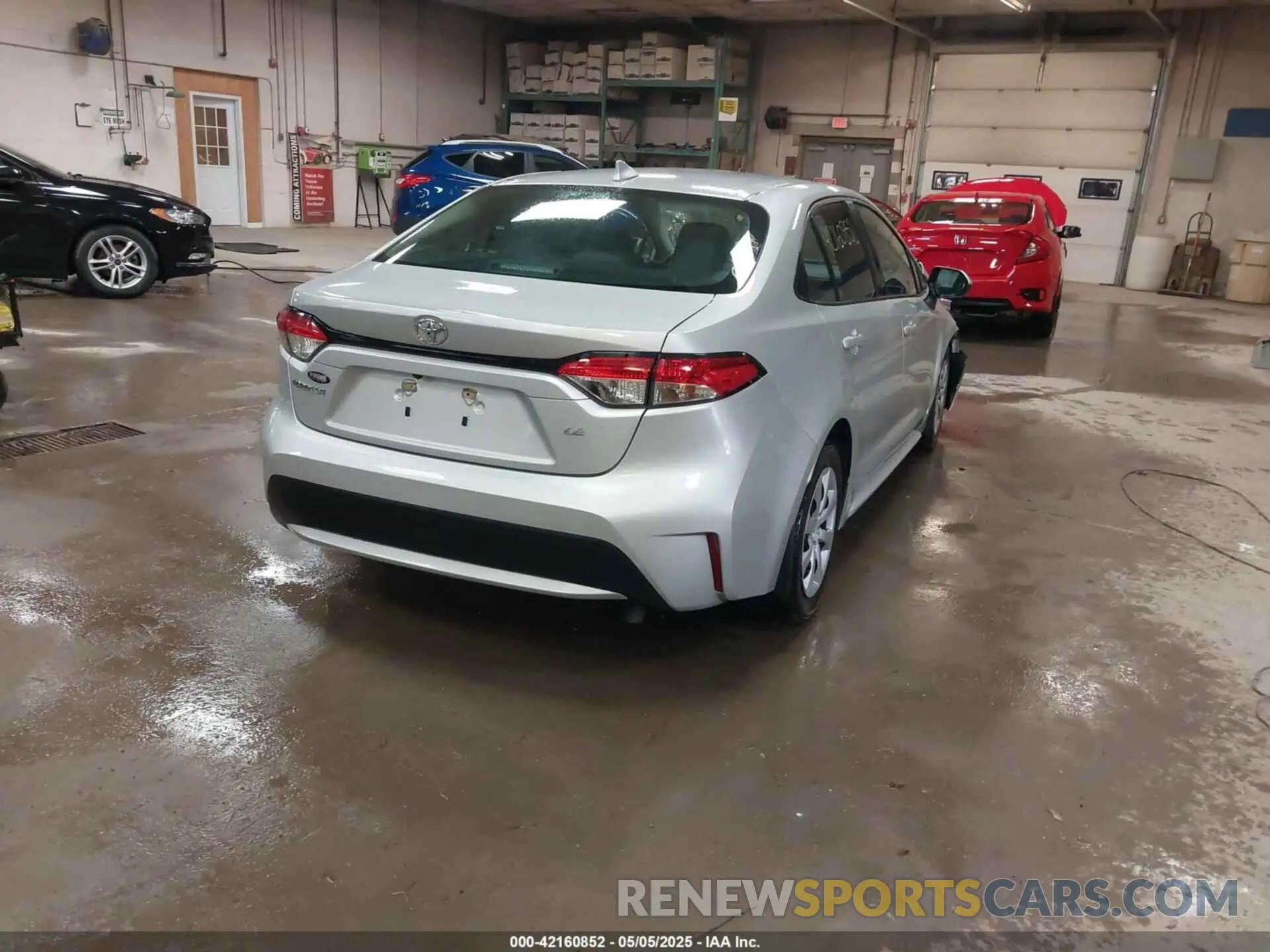 4 fotografías del automóvil dañado 5YFEPRAE2LP046679 TOYOTA COROLLA 2020