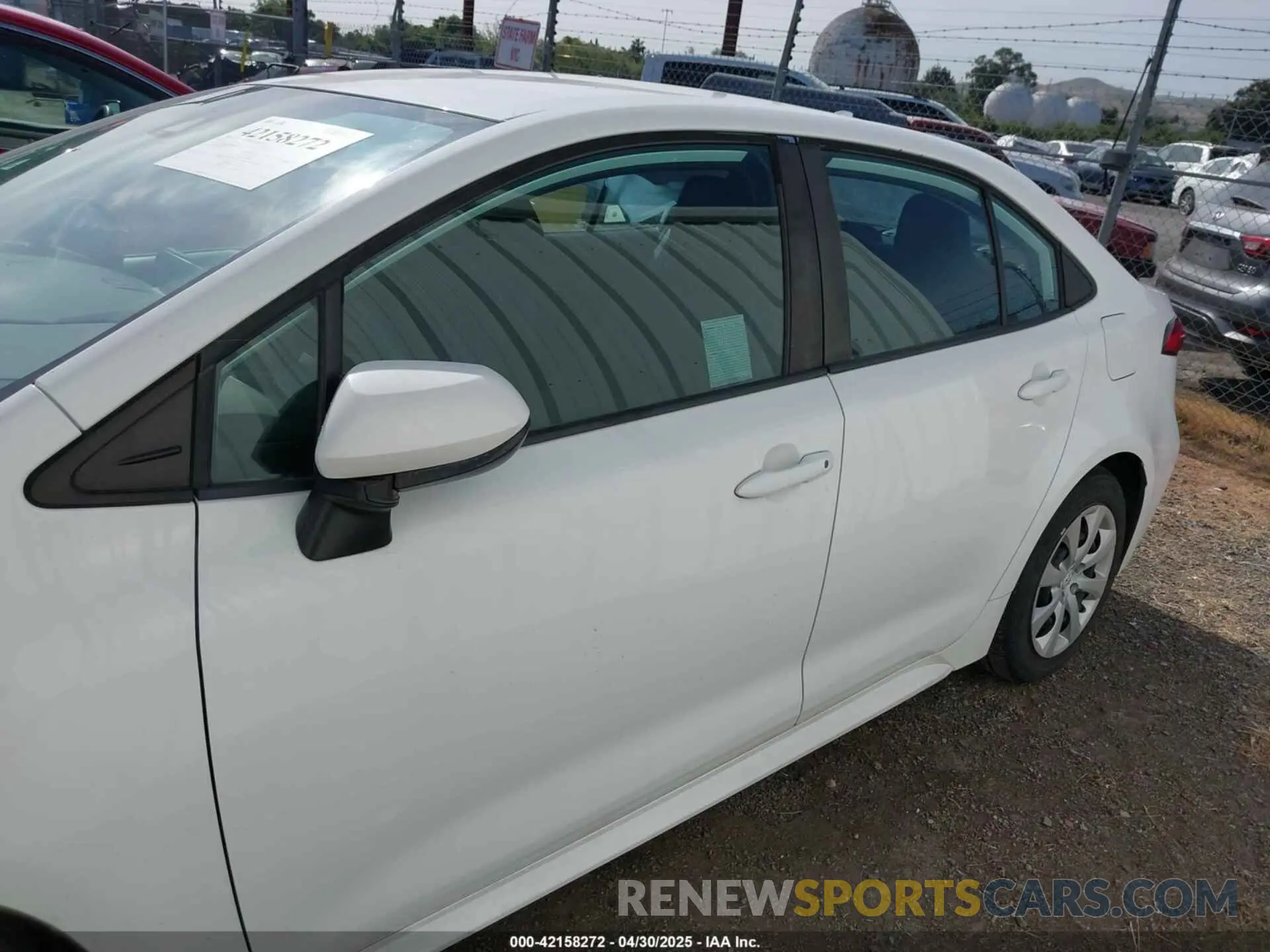 14 fotografías del automóvil dañado 5YFEPRAE2LP054099 TOYOTA COROLLA 2020