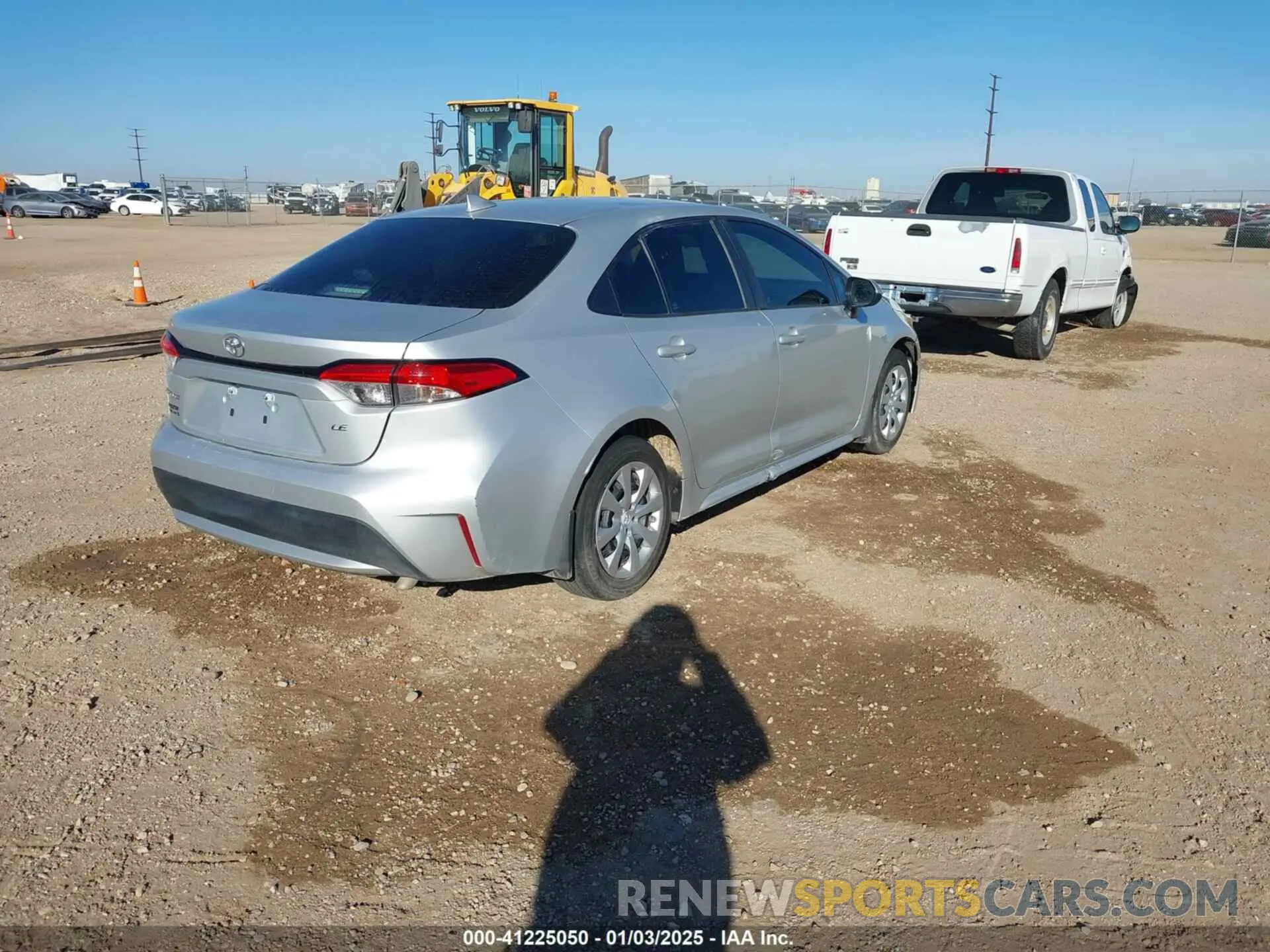 4 fotografías del automóvil dañado 5YFEPRAE2LP058685 TOYOTA COROLLA 2020