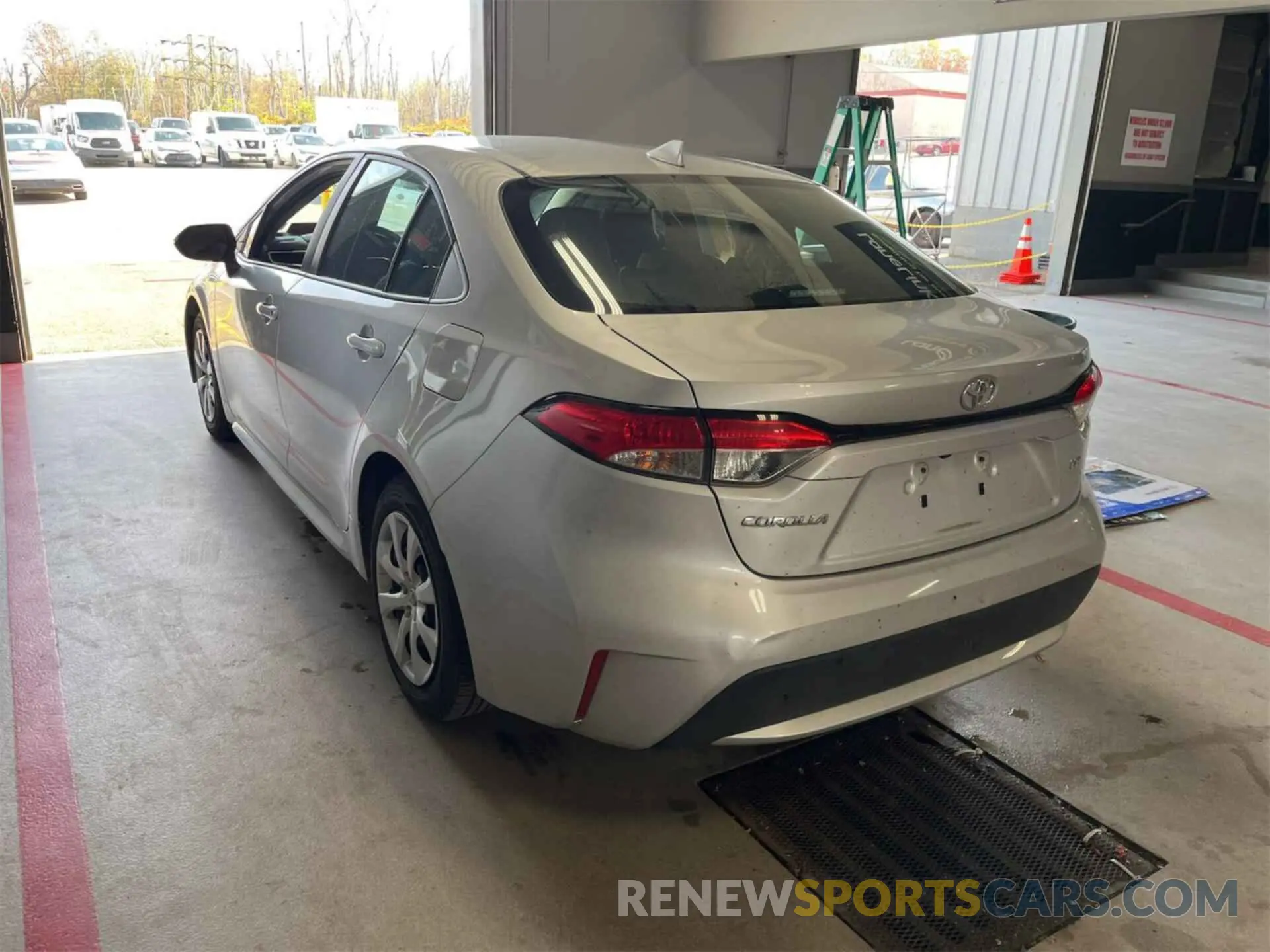 23 fotografías del automóvil dañado 5YFEPRAE2LP073218 TOYOTA COROLLA 2020