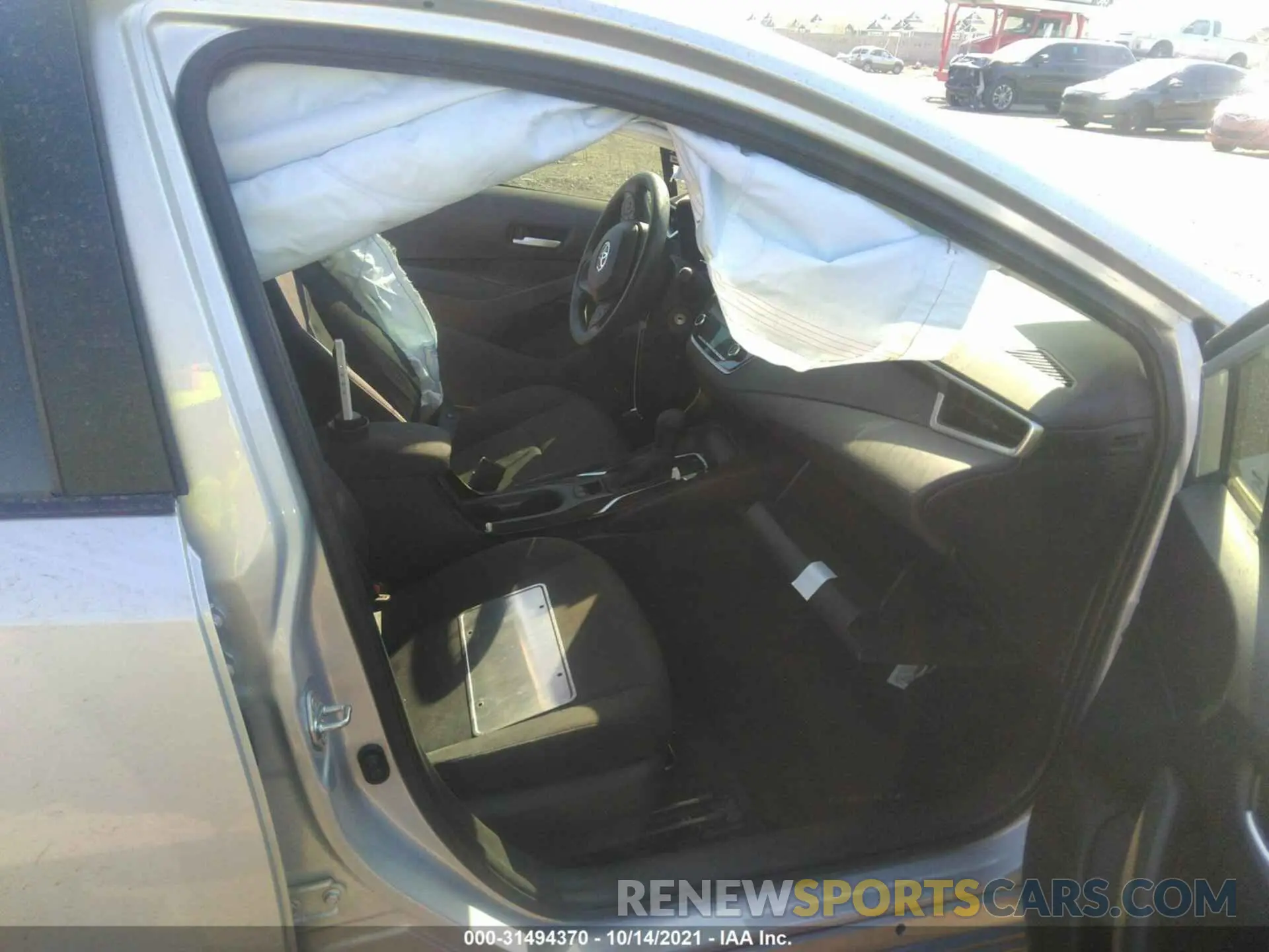 5 fotografías del automóvil dañado 5YFEPRAE2LP084221 TOYOTA COROLLA 2020
