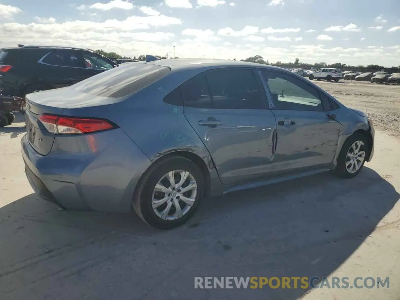 3 fotografías del automóvil dañado 5YFEPRAE2LP092481 TOYOTA COROLLA 2020