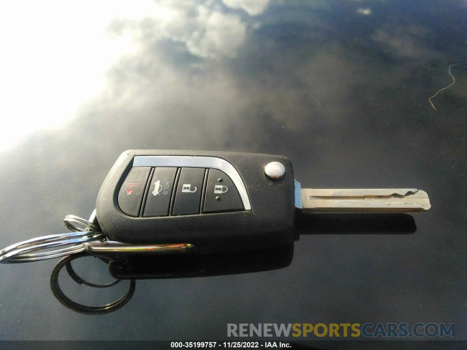 11 fotografías del automóvil dañado 5YFEPRAE2LP095087 TOYOTA COROLLA 2020