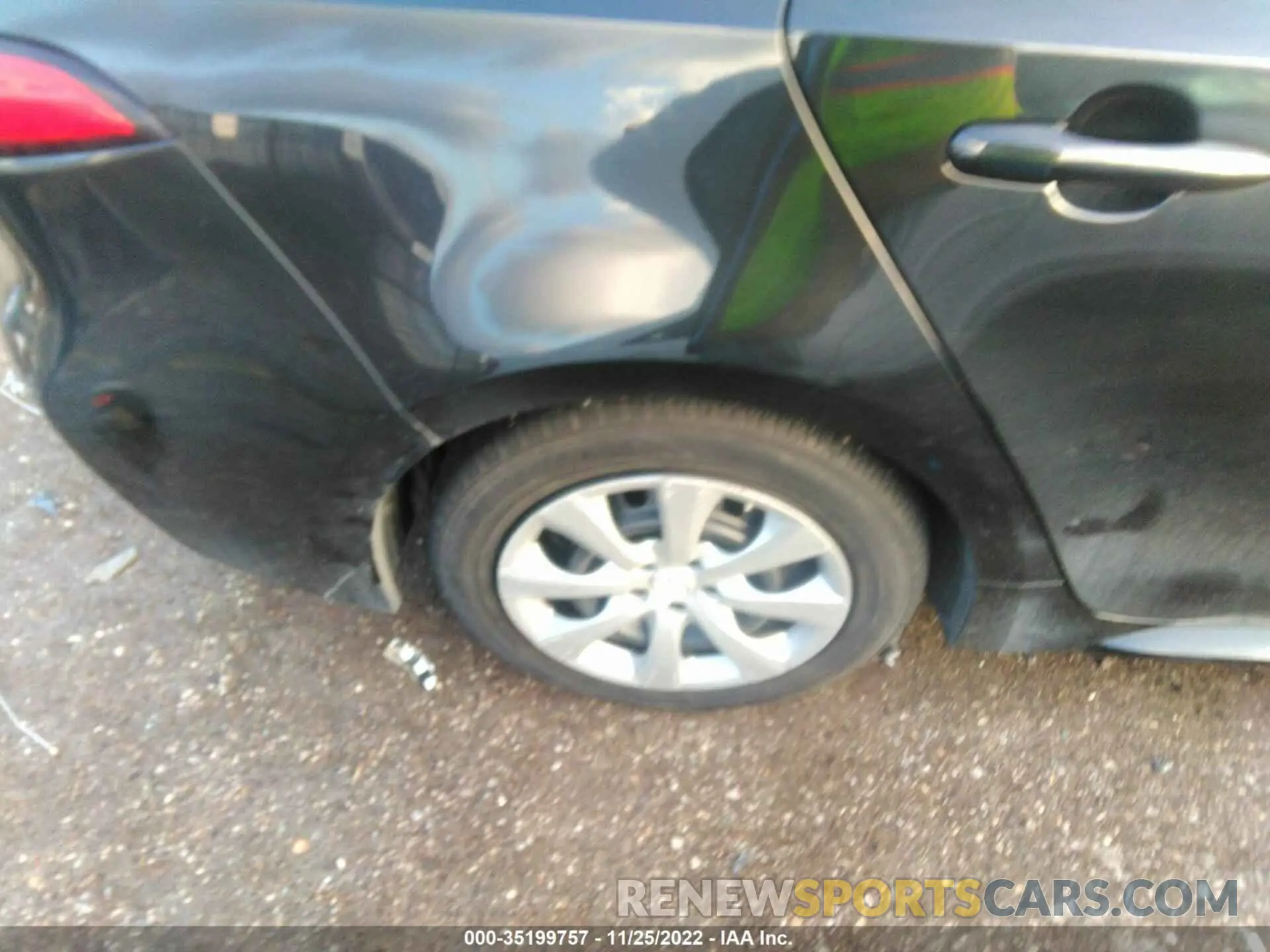 15 fotografías del automóvil dañado 5YFEPRAE2LP095087 TOYOTA COROLLA 2020