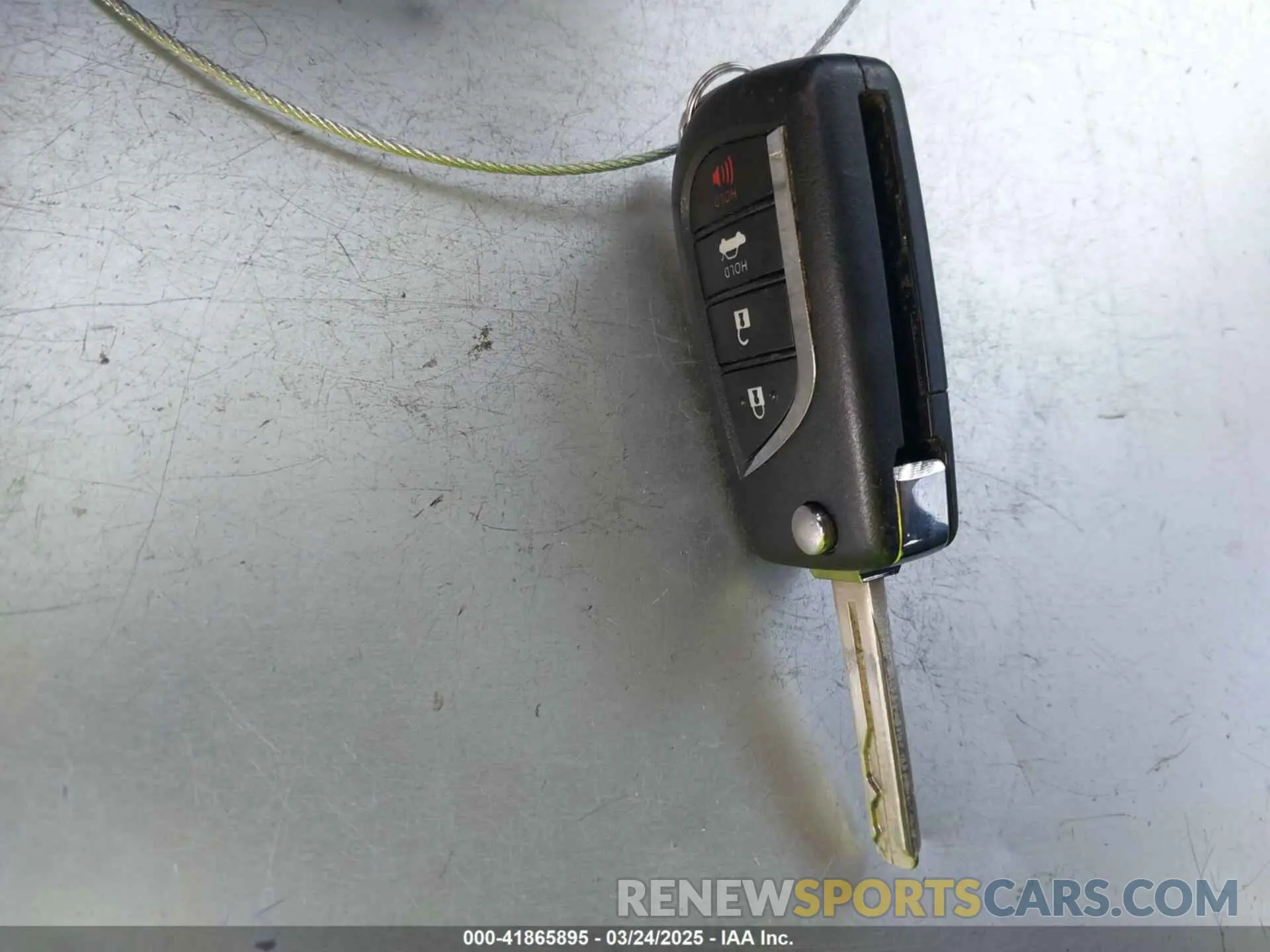 11 fotografías del automóvil dañado 5YFEPRAE2LP099334 TOYOTA COROLLA 2020