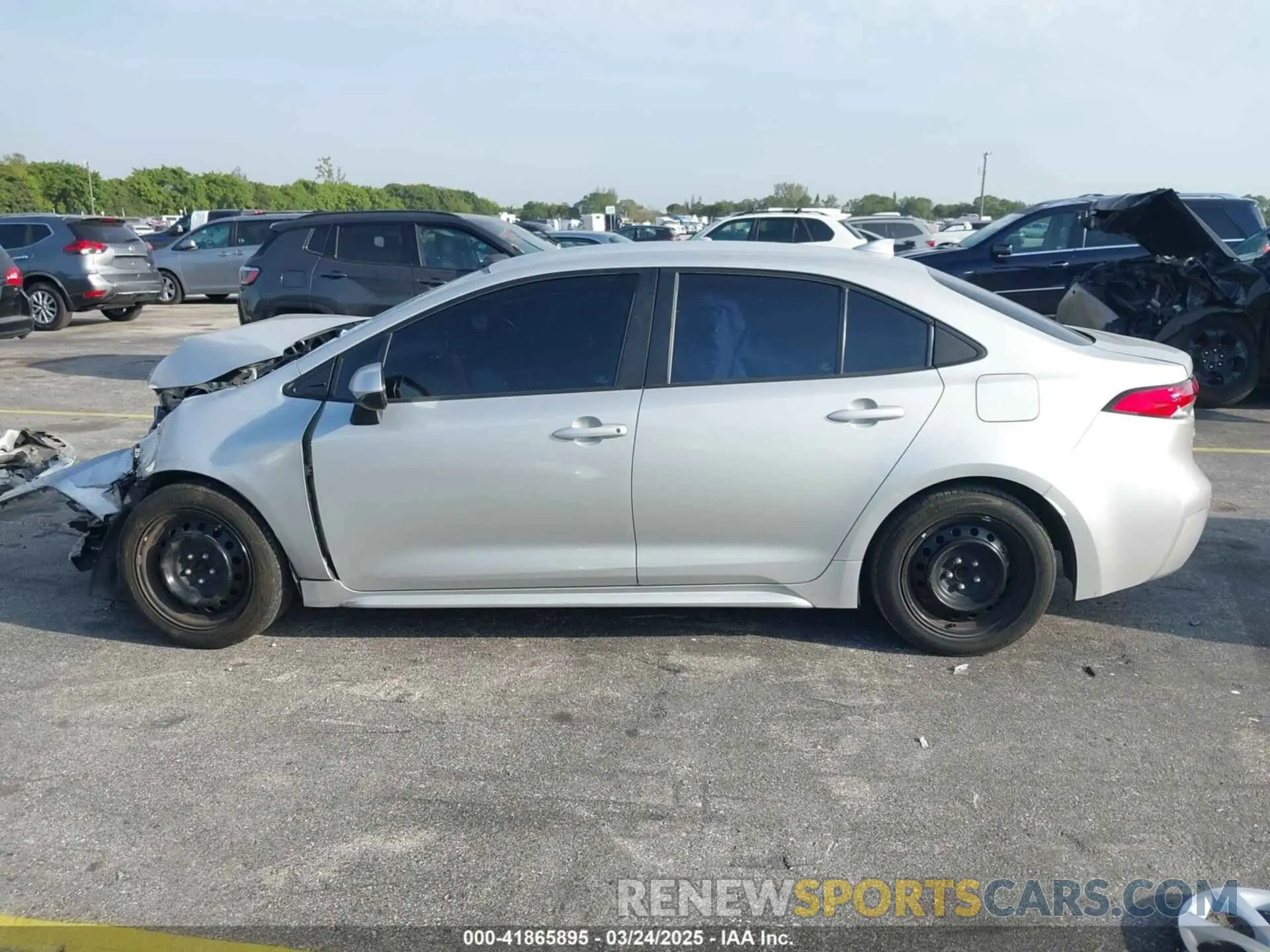 15 fotografías del automóvil dañado 5YFEPRAE2LP099334 TOYOTA COROLLA 2020