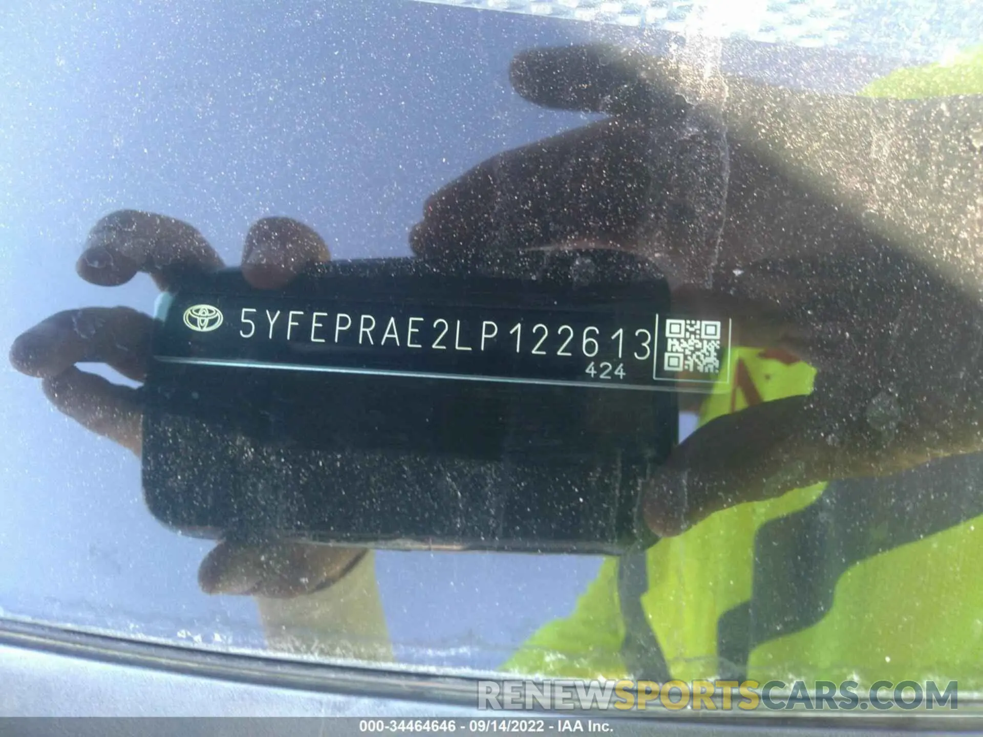 9 fotografías del automóvil dañado 5YFEPRAE2LP122613 TOYOTA COROLLA 2020