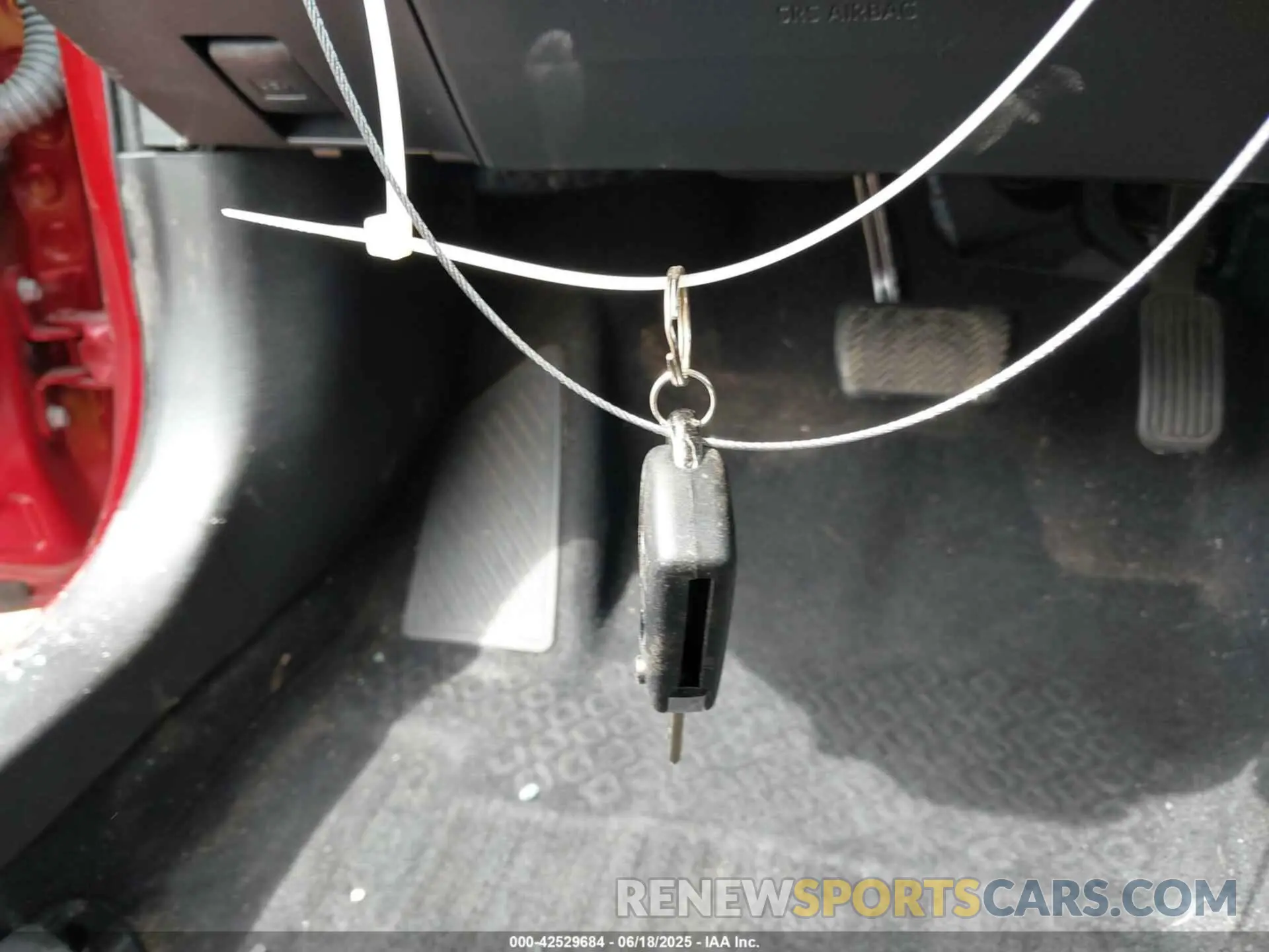11 fotografías del automóvil dañado 5YFEPRAE2LP123079 TOYOTA COROLLA 2020