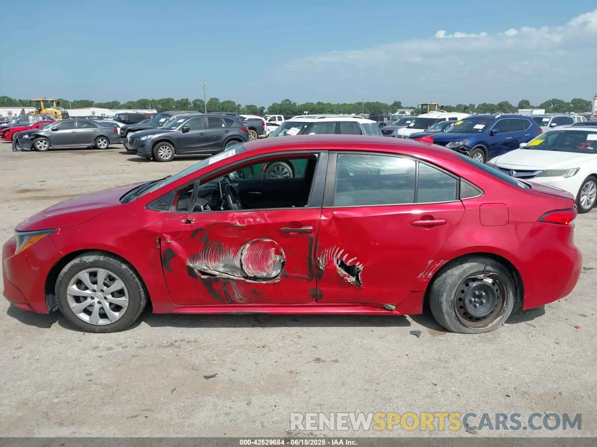 14 fotografías del automóvil dañado 5YFEPRAE2LP123079 TOYOTA COROLLA 2020