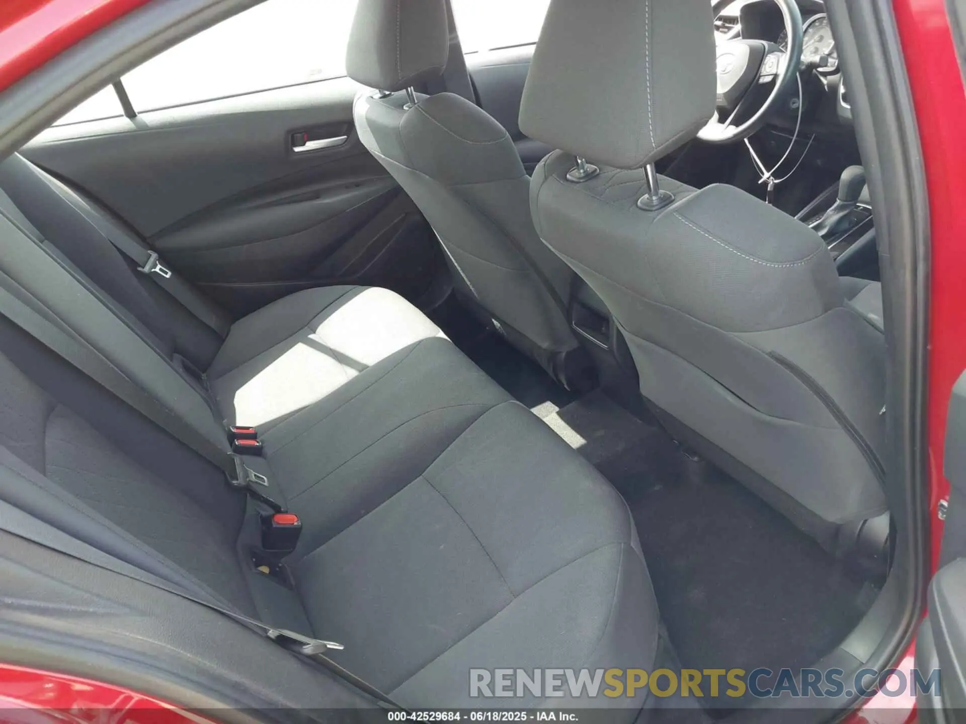 8 fotografías del automóvil dañado 5YFEPRAE2LP123079 TOYOTA COROLLA 2020