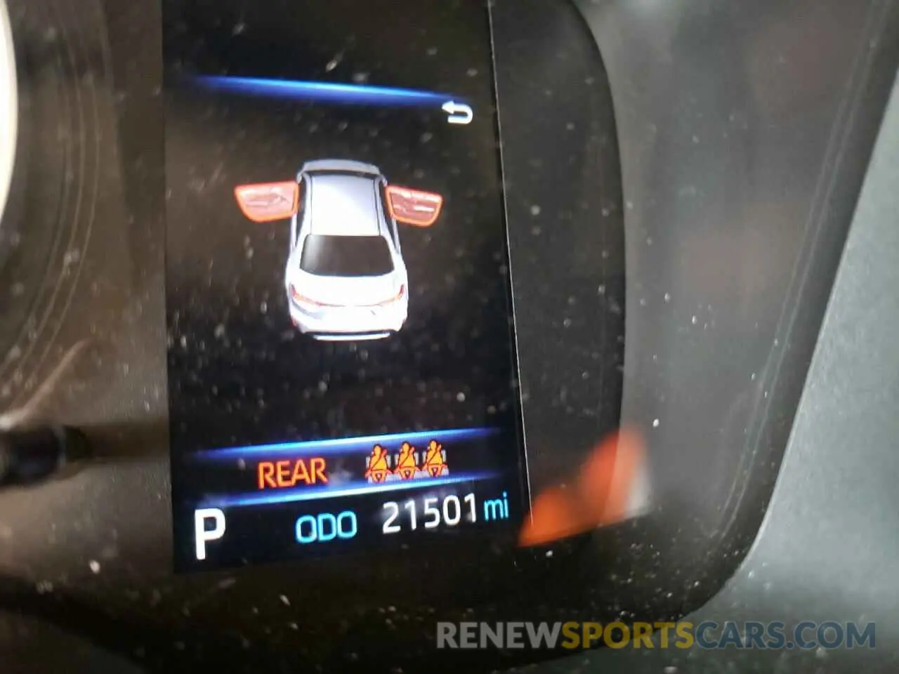 8 fotografías del automóvil dañado 5YFEPRAE2LP127942 TOYOTA COROLLA 2020