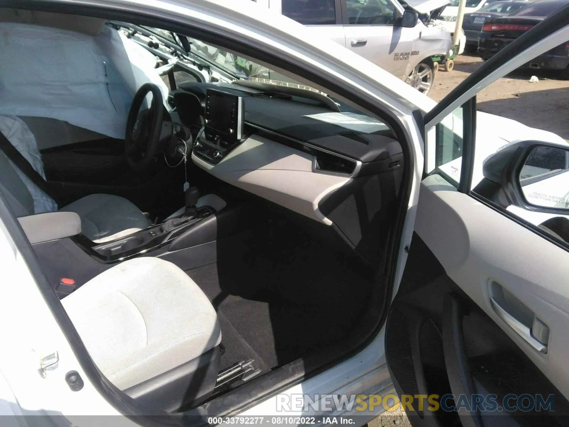 5 fotografías del automóvil dañado 5YFEPRAE2LP140772 TOYOTA COROLLA 2020