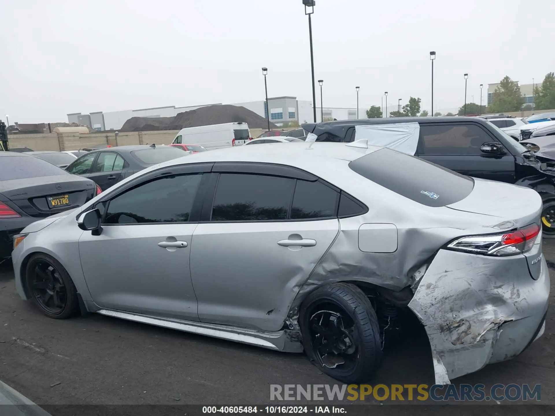 13 fotografías del automóvil dañado 5YFEPRAE3LP023718 TOYOTA COROLLA 2020