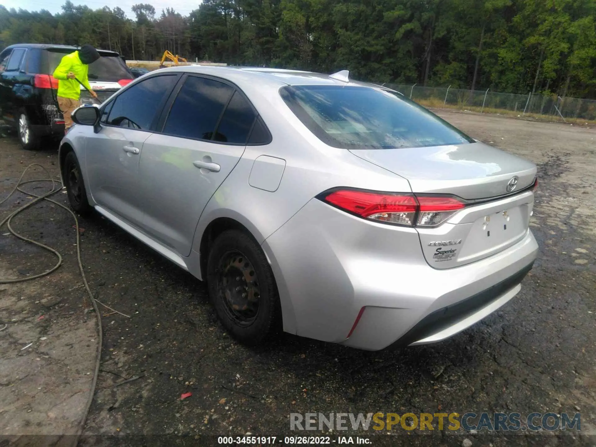 3 fotografías del automóvil dañado 5YFEPRAE3LP029194 TOYOTA COROLLA 2020