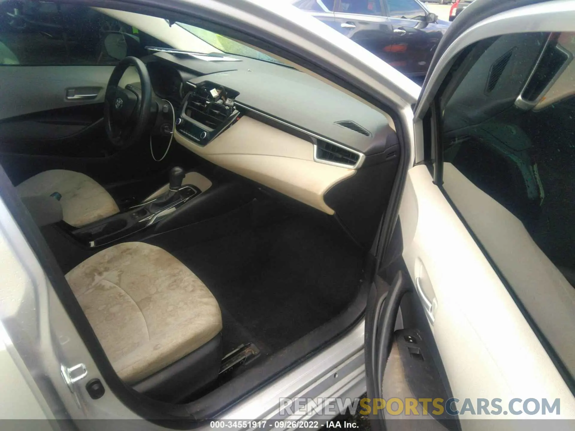 5 fotografías del automóvil dañado 5YFEPRAE3LP029194 TOYOTA COROLLA 2020